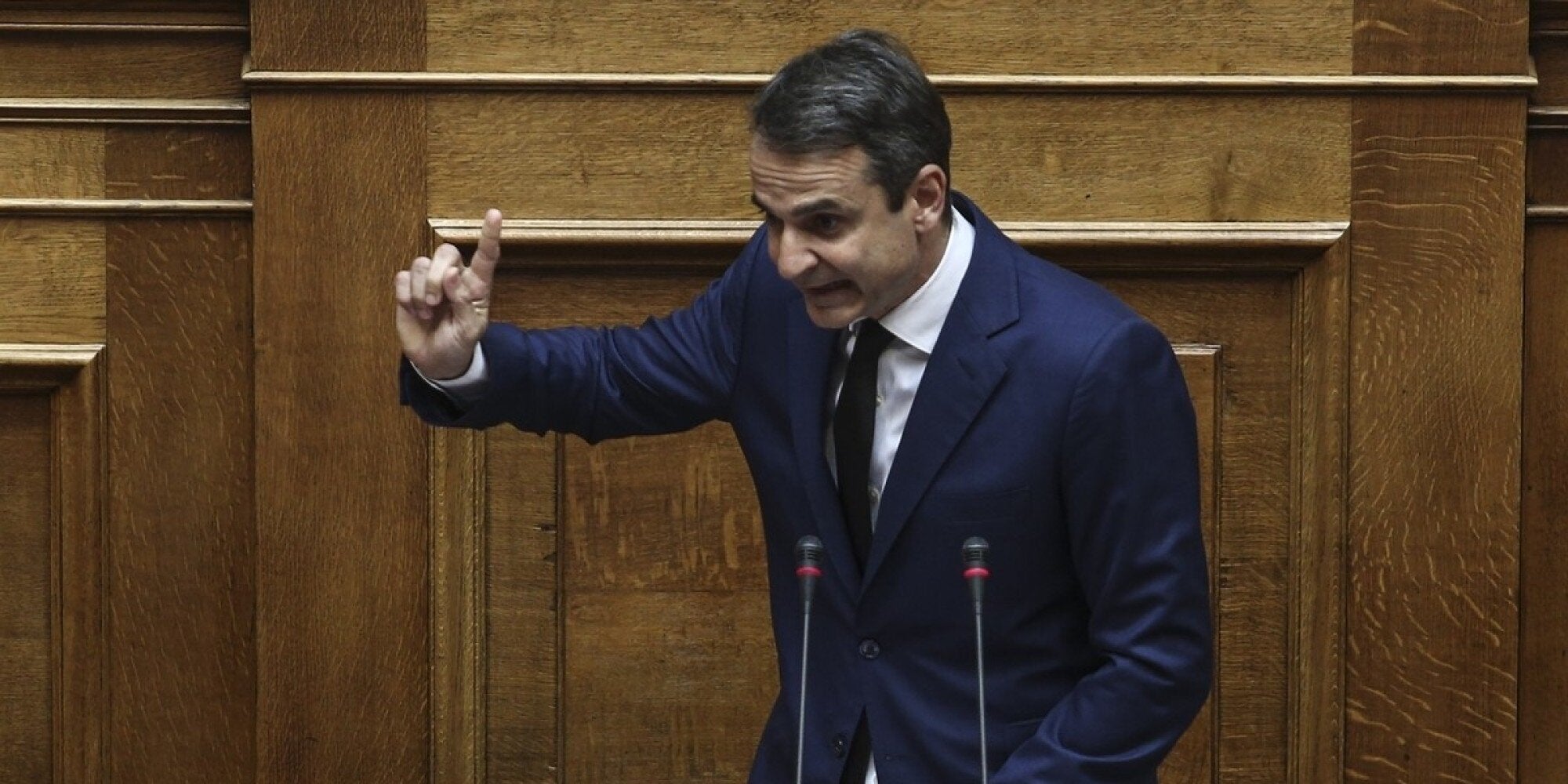 Μητσοτάκης: «Δώστε λύση, κάντε εκλογές»