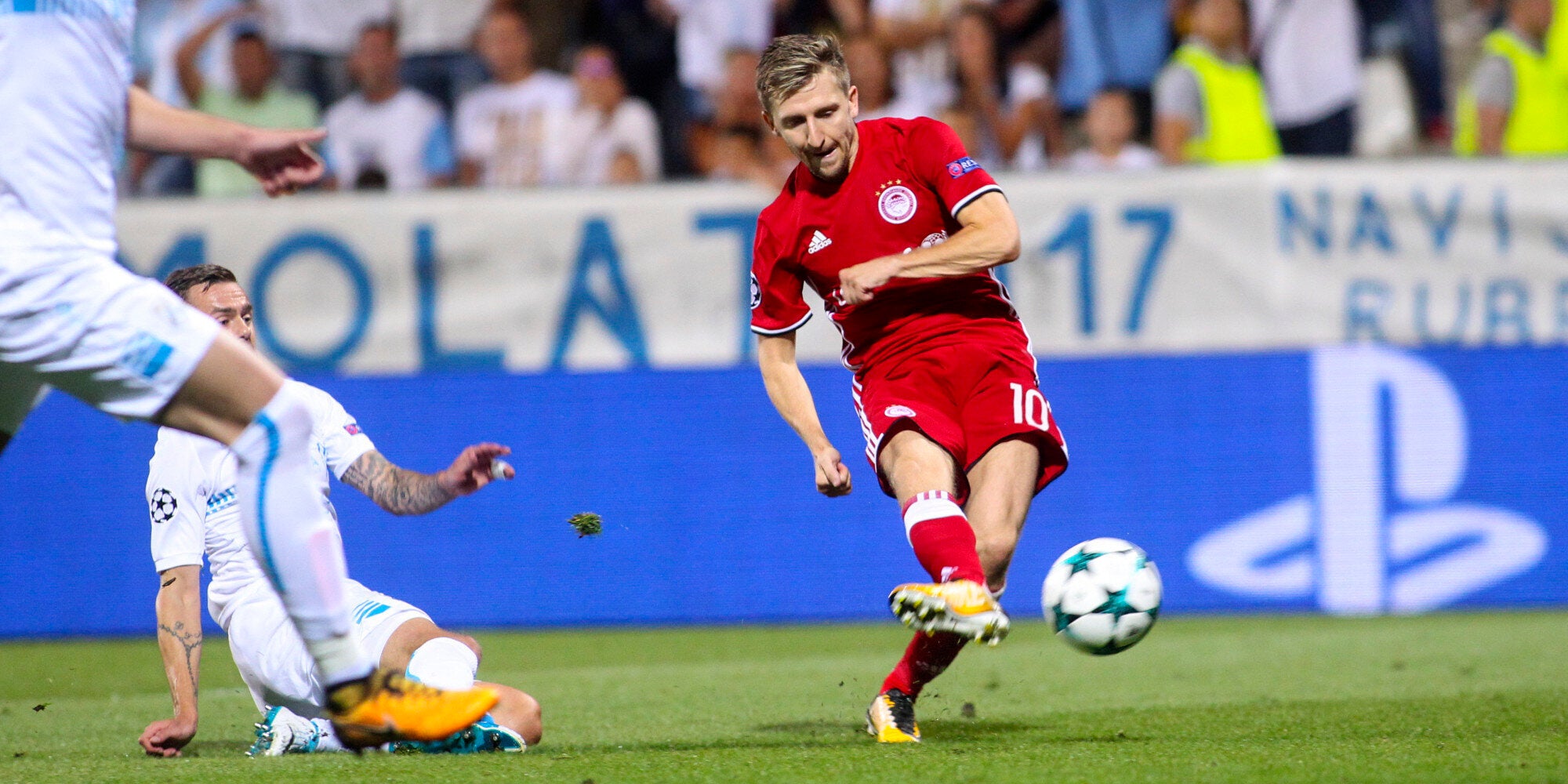 Στους ομίλους του Champions League με δεύτερη νίκη ο Ολυμπιακός