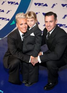 Pink, Willow Sage Hart και Carey Hart 