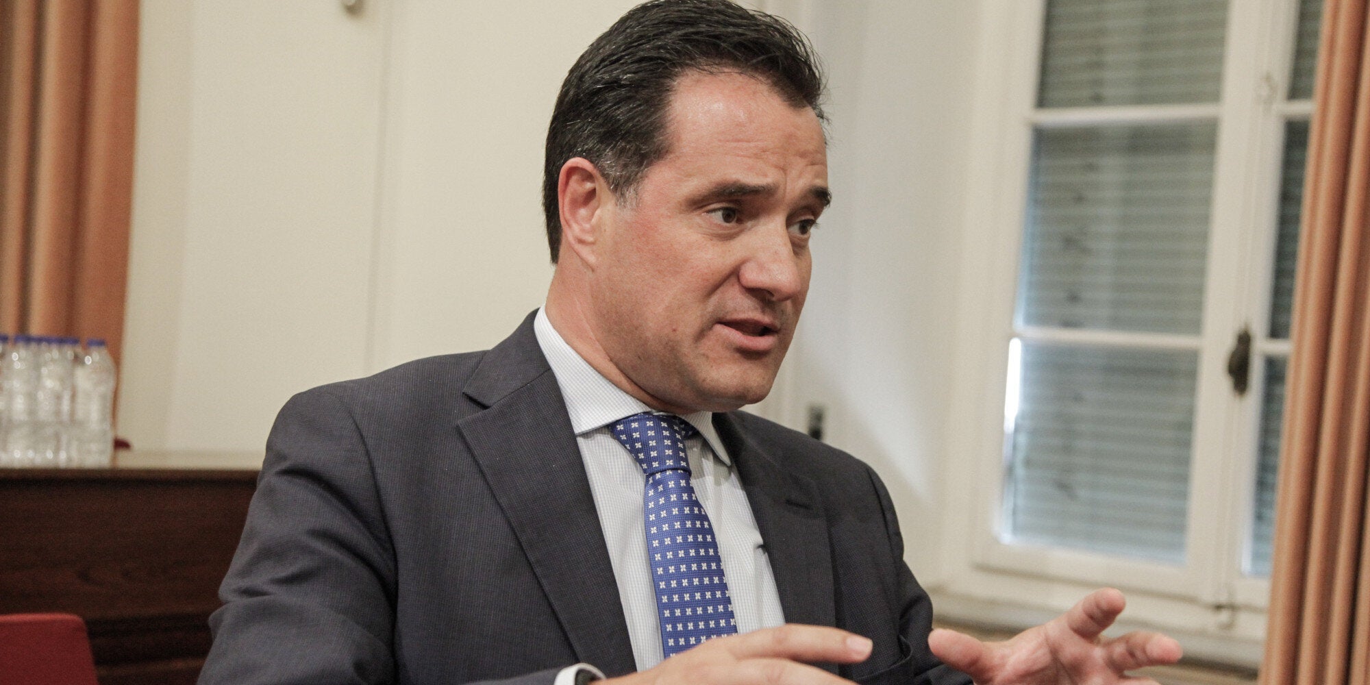 Γεωργιάδης: Κανείς δεν εξίσωσε ναζισμό και κομμουνισμό. Η κυβέρνηση προσπαθεί να πείσει ότι παραμένει αριστερή