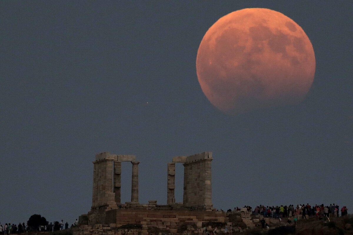 Σούνιο, Ελλάδα