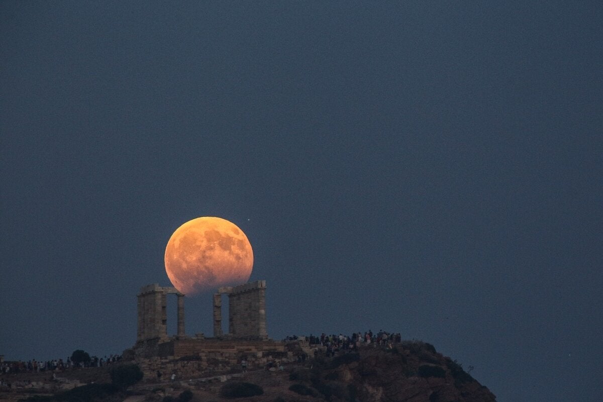 Σούνιο, Ελλάδα