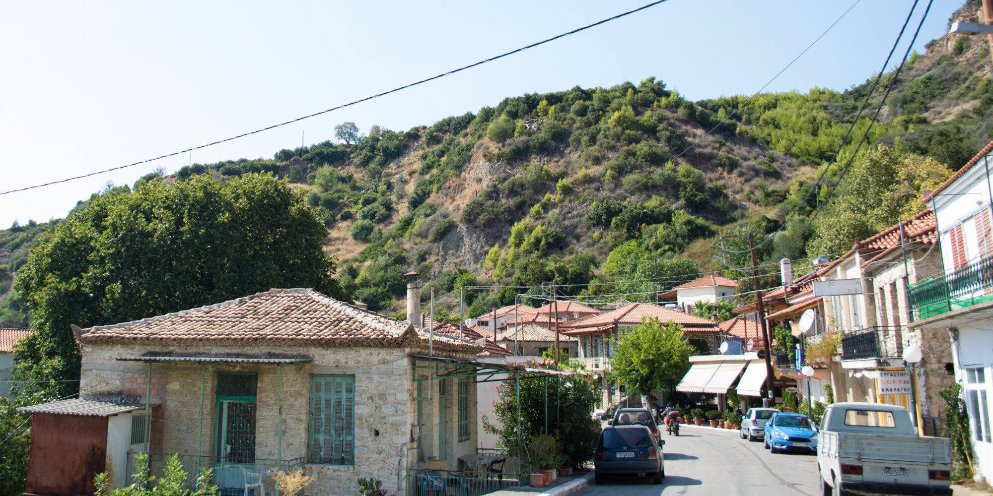 «Ζωή στο χωριό»: Όταν το twitter αντιμετωπίζει με χιούμορ και νοσταλγία τη ζωή στην επαρχία