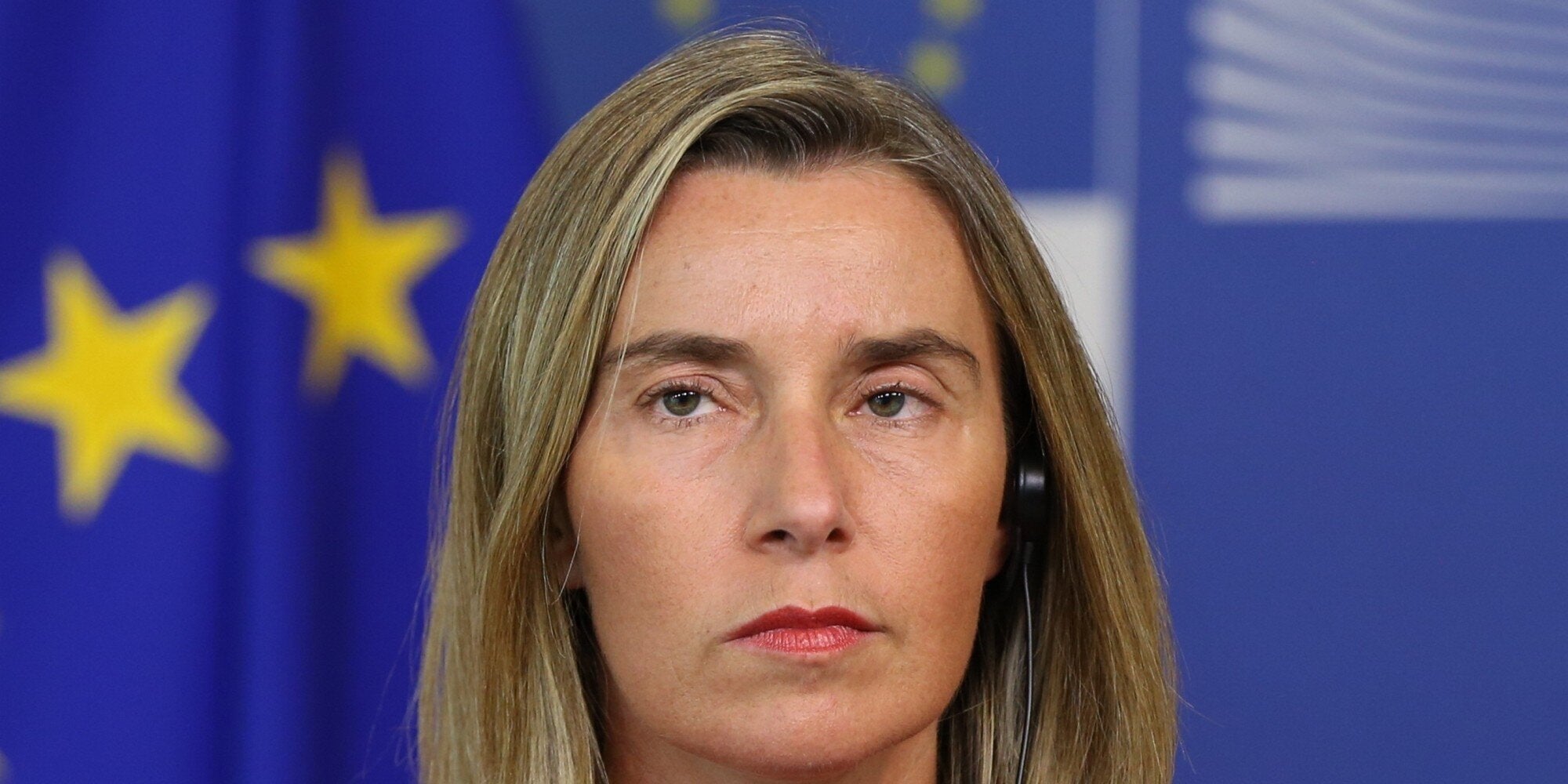 Nα αποφεύγεται κάθε είδους προκλητική ρητορική διαμηνύει στην πΓΔΜ η Μογκερίνι