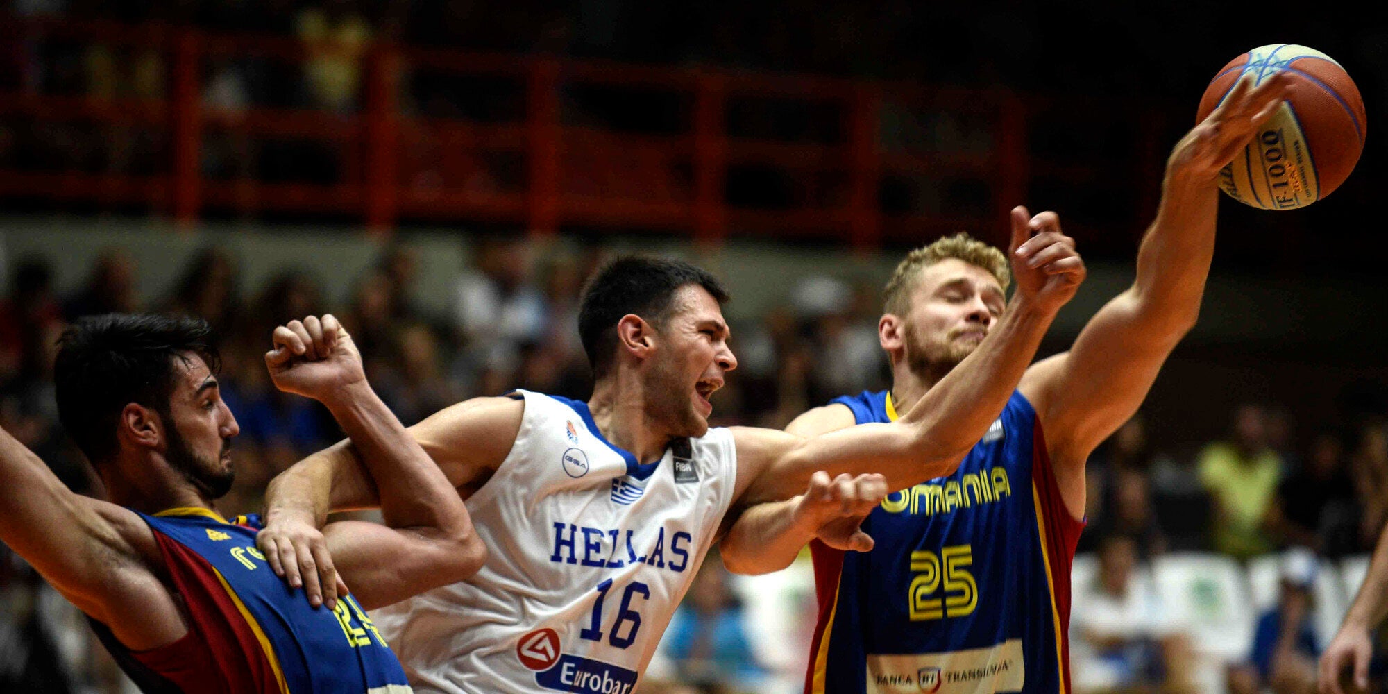 Η σεληνιασμένη Εθνική διέλυσε την Ρουμανία