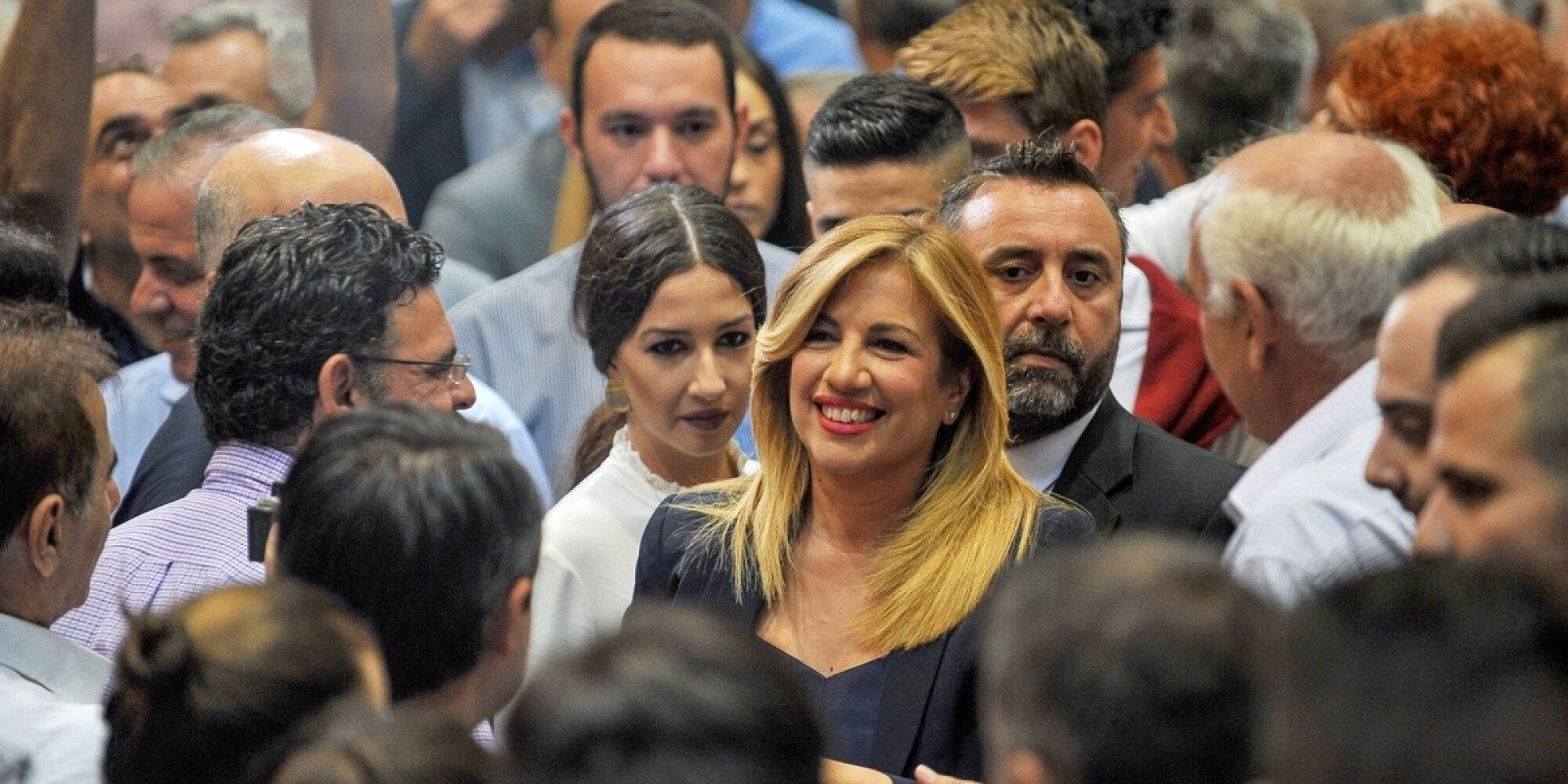 Η Γεννηματά με δίκτυο 12.500 υπογραφών στήριξης της υποψηφιότητάς της