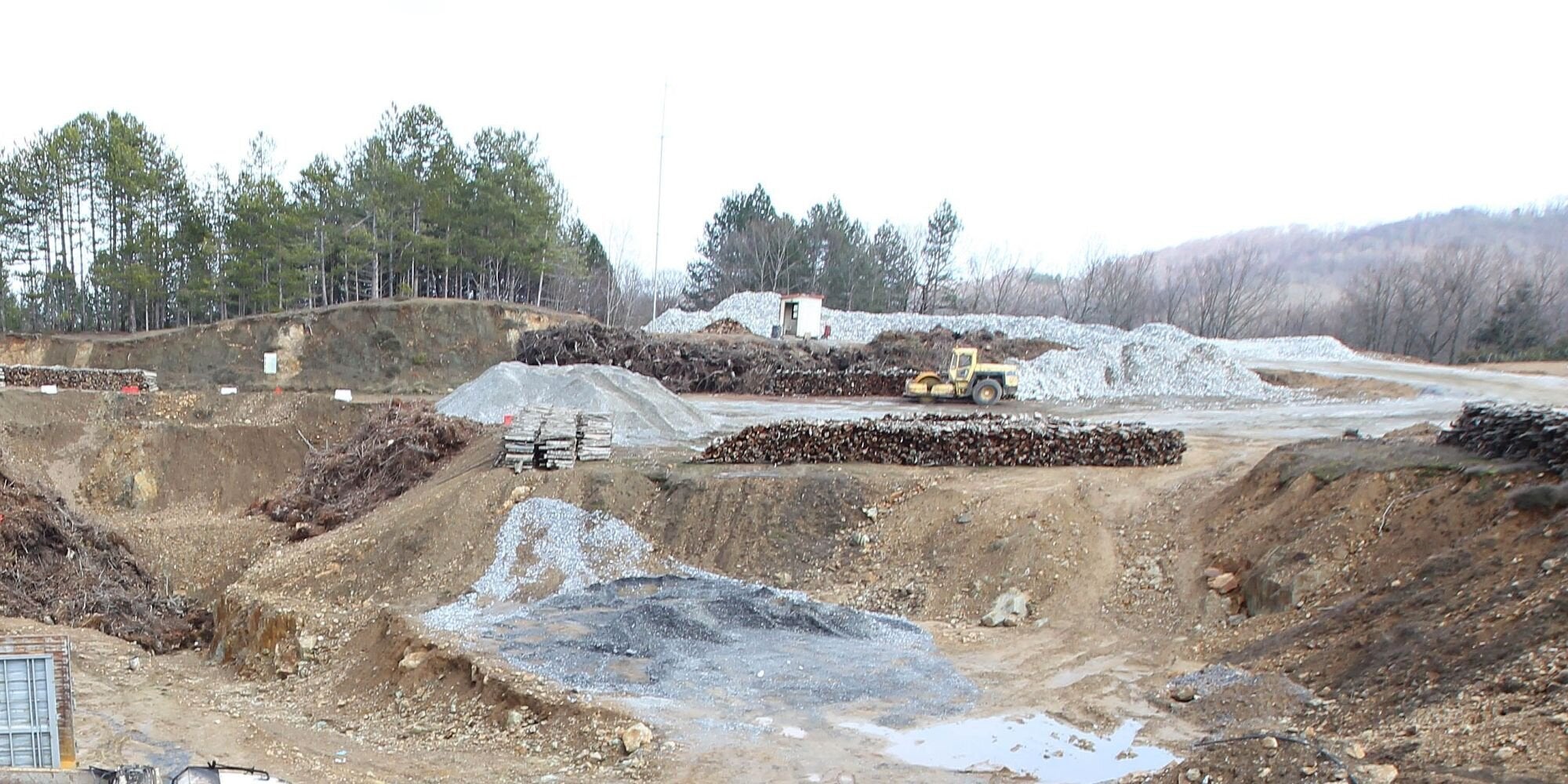 «Η κυβέρνηση αγγίζει τον χρυσό και τον κάνει κάρβουνο» λένε 14 βουλευτές της ΝΔ