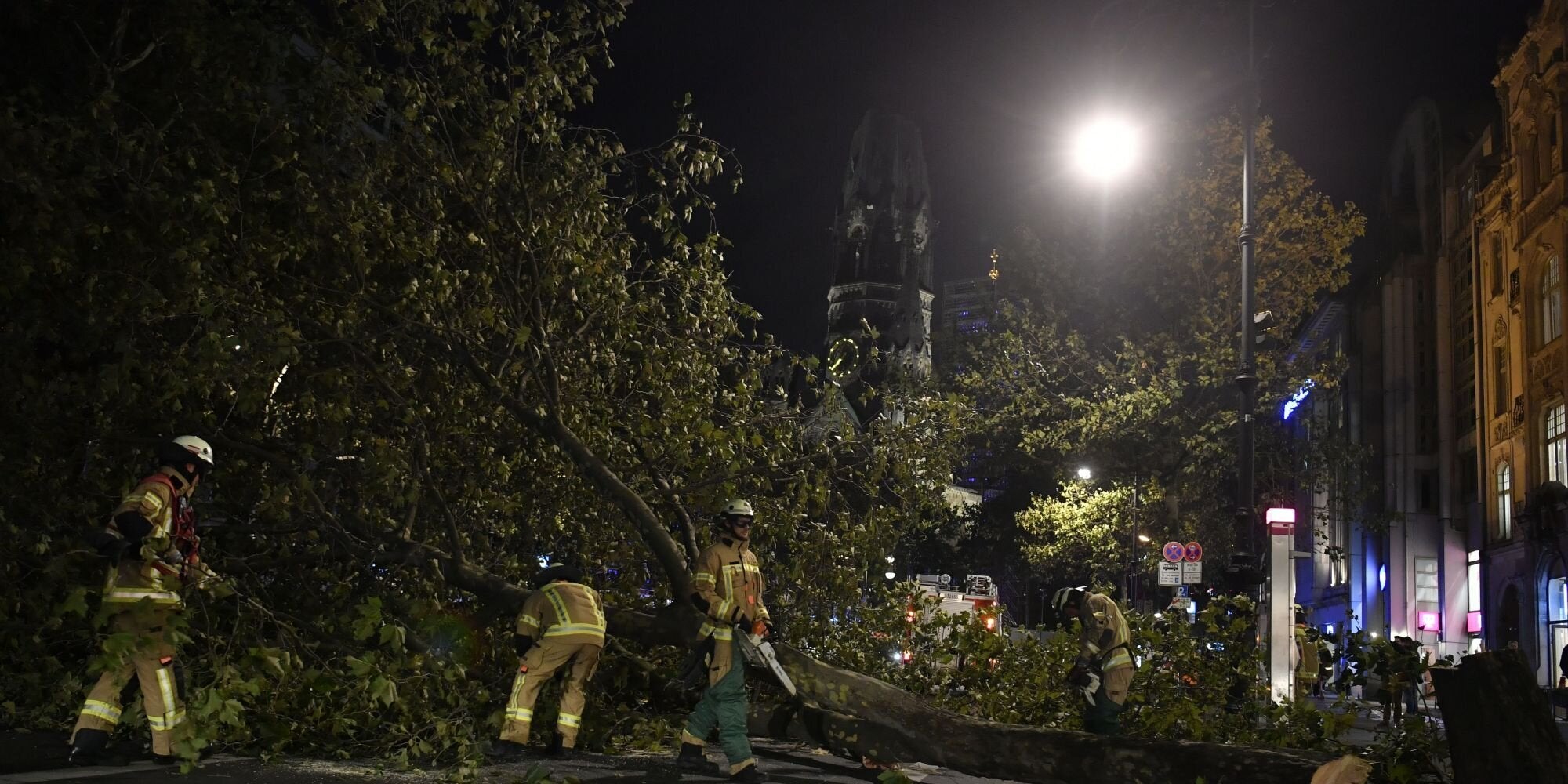 Γερμανία: Τουλάχιστον έξι νεκροί από την κακοκαιρία. Καταστροφές και σε Πολωνία και Τσεχία