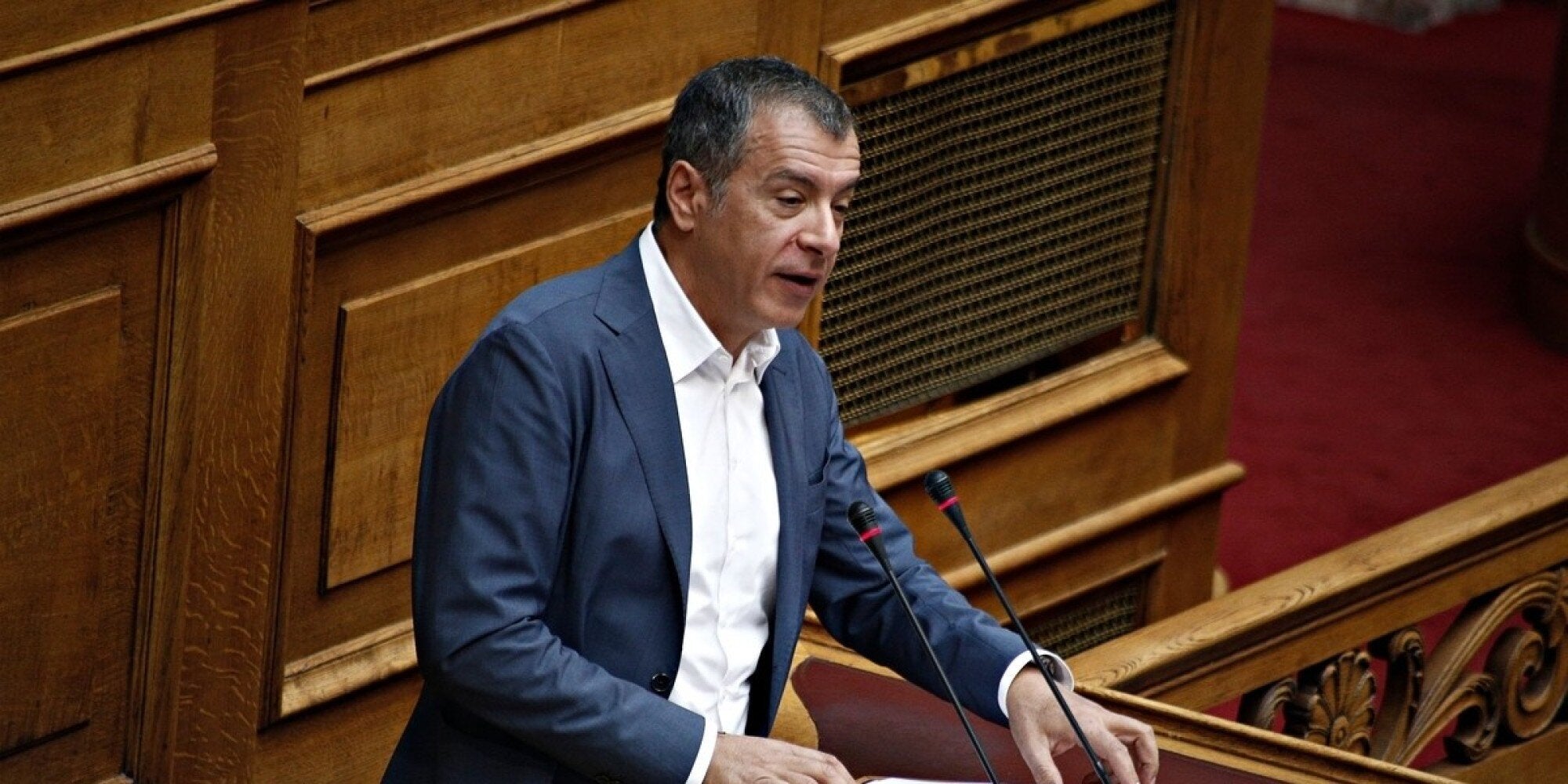 Θεοδωράκης: Χρειαζόμαστε ανανέωση και αναγέννηση της προοδευτικής παράταξης
