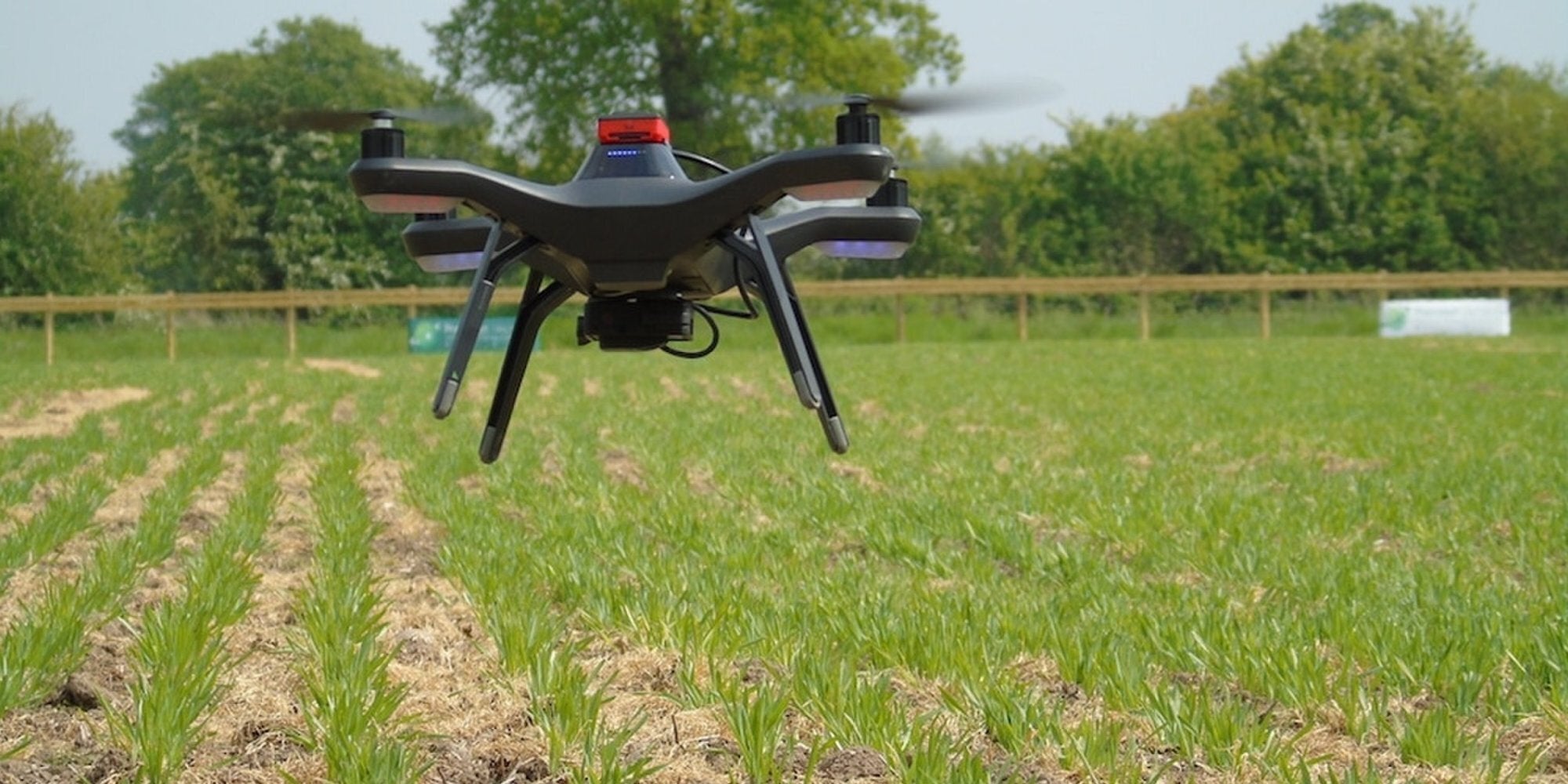 Αυτόματο ρομποτικό αγρόκτημα: Από το φύτεμα ως τη συγκομιδή χωρίς ανθρώπινο χέρι