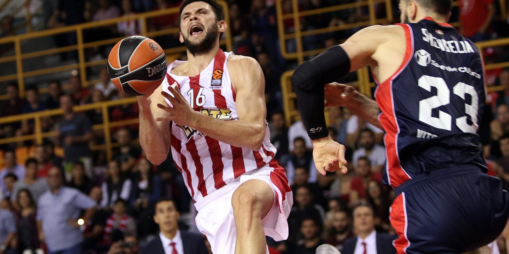 Οι απαντήσεις δίνονται στο γήπεδο