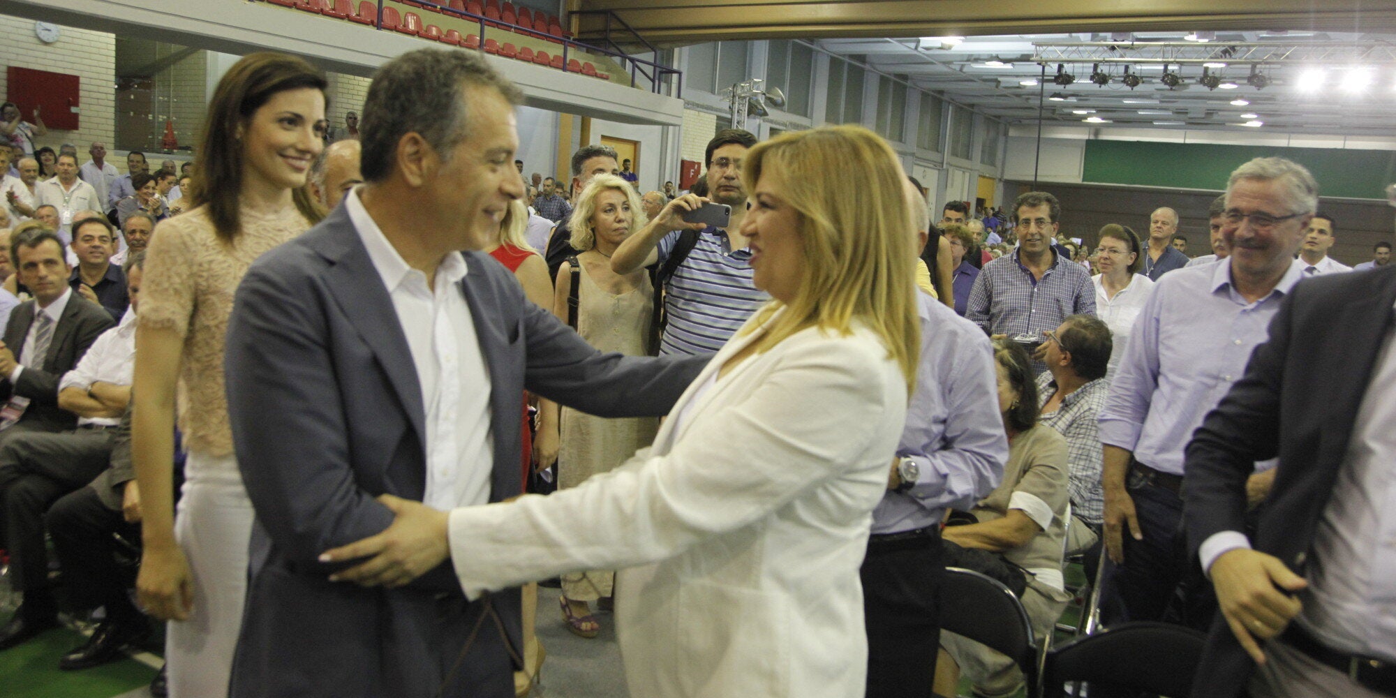 Νέα αντιπαράθεση στην Κεντροαριστερά: Διαφωνία για την ημερομηνία εκλογής του νέου αρχηγού