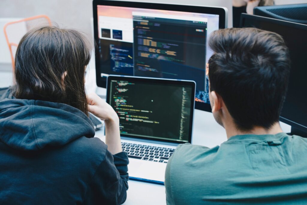 Coding Bootcamp 4 από την AFDEmp: Μπορεί η επανειδίκευση στον ...