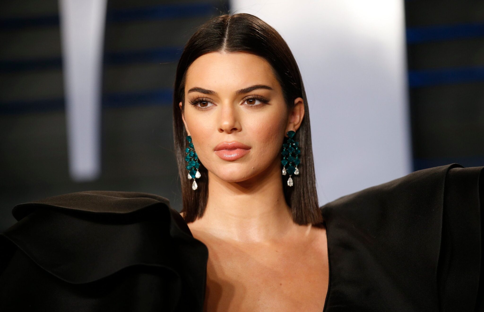 H Kendall Jenner απαντά στις φήμες περί ομοφυλοφιλίας της: «Aυτά λέγονται επειδή δεν μοιάζω στις αδελφές μου»