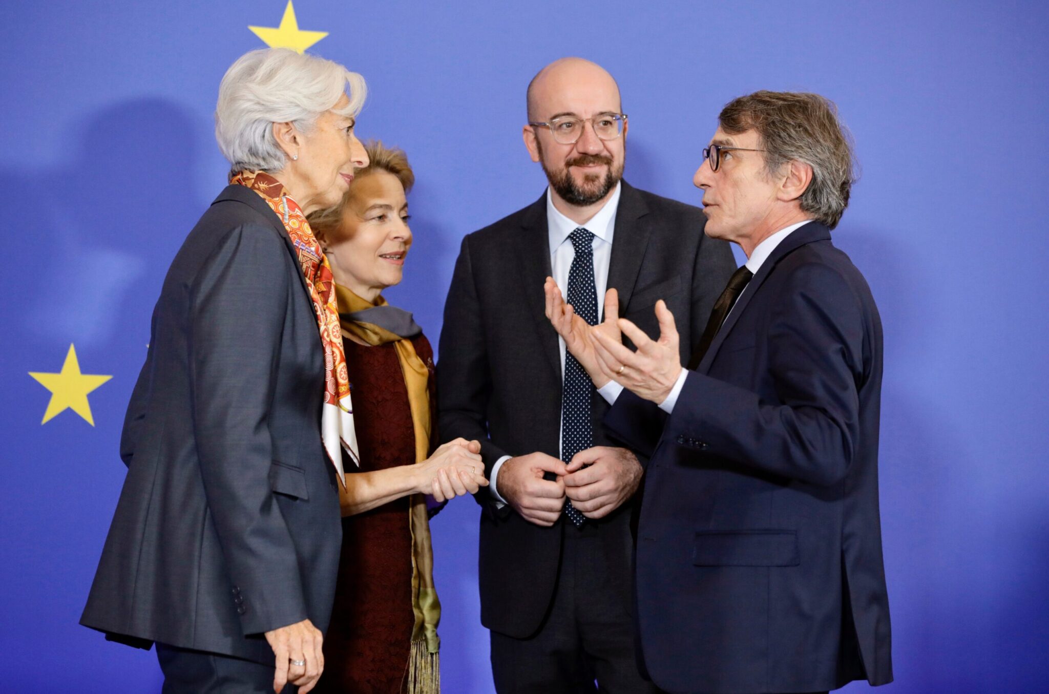 ΕΕ: Aνέλαβαν καθήκοντα η Ούρσουλα φον ντερ Λάιεν και ο Σαρλ Μισέλ