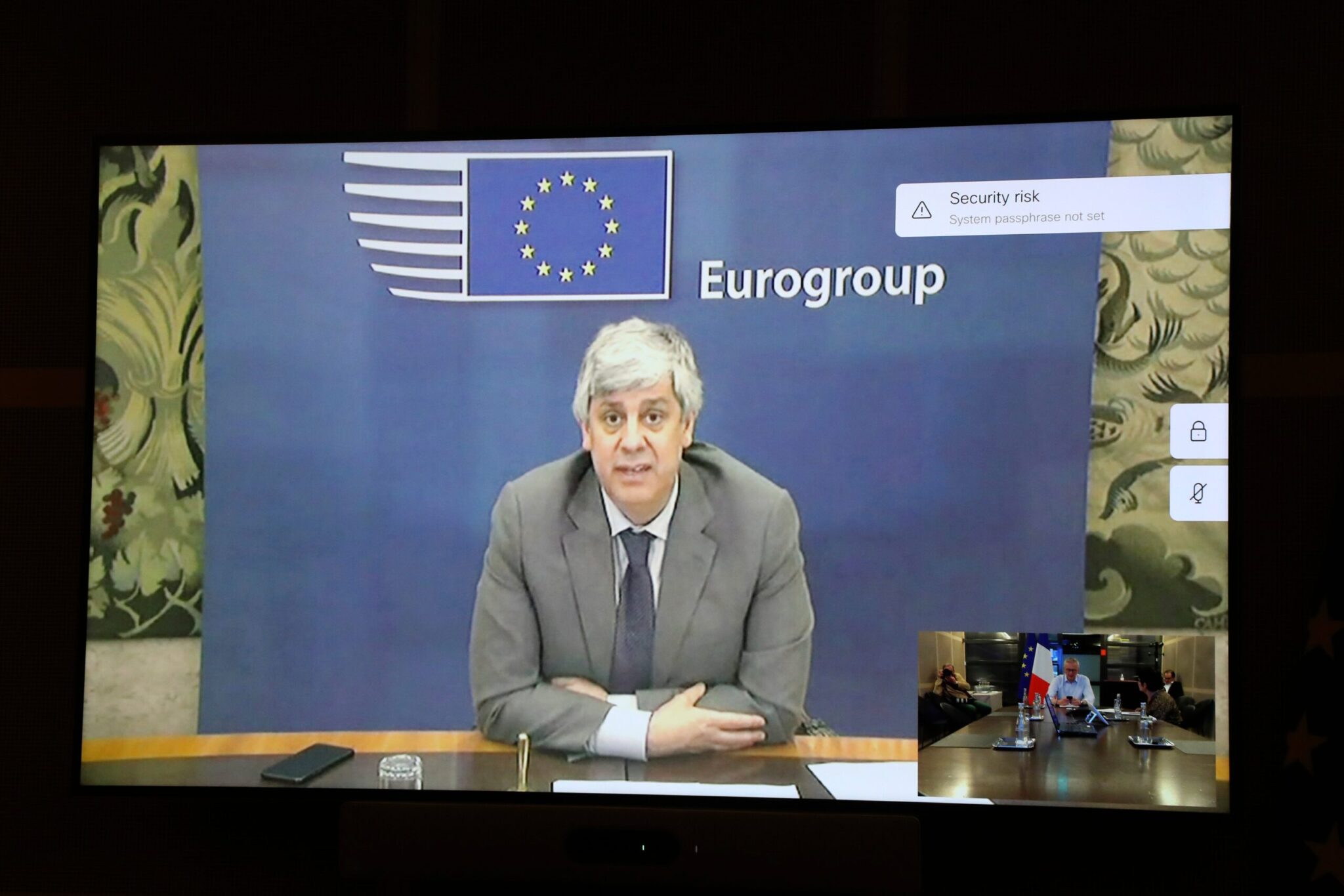 Σεντένο: Πρέπει να σκεφτούμε φορολογία σε ευρωπαϊκό επίπεδο