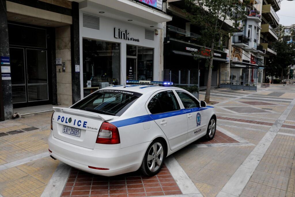 Οδός Αχαρνών: Φυλάκισε γυναίκες σε διαμέρισμα, τους έδινε ναρκωτικά και τις εξέδιδε - HuffPost - Ειδήσεις και Απόψεις από την Ελλάδα και τον Κόσμο