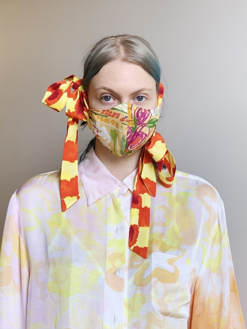 Collina Strada Fashion Face Mask With Bows