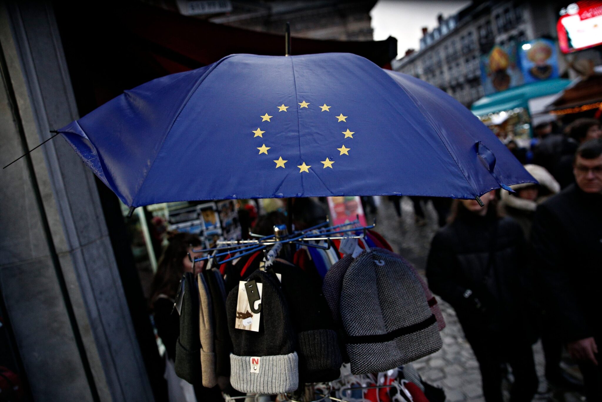 Eurogroup: Απόφαση εκταμίευσης του 4ου πακέτου μέτρων ελάφρυνσης του ελληνικού χρέους