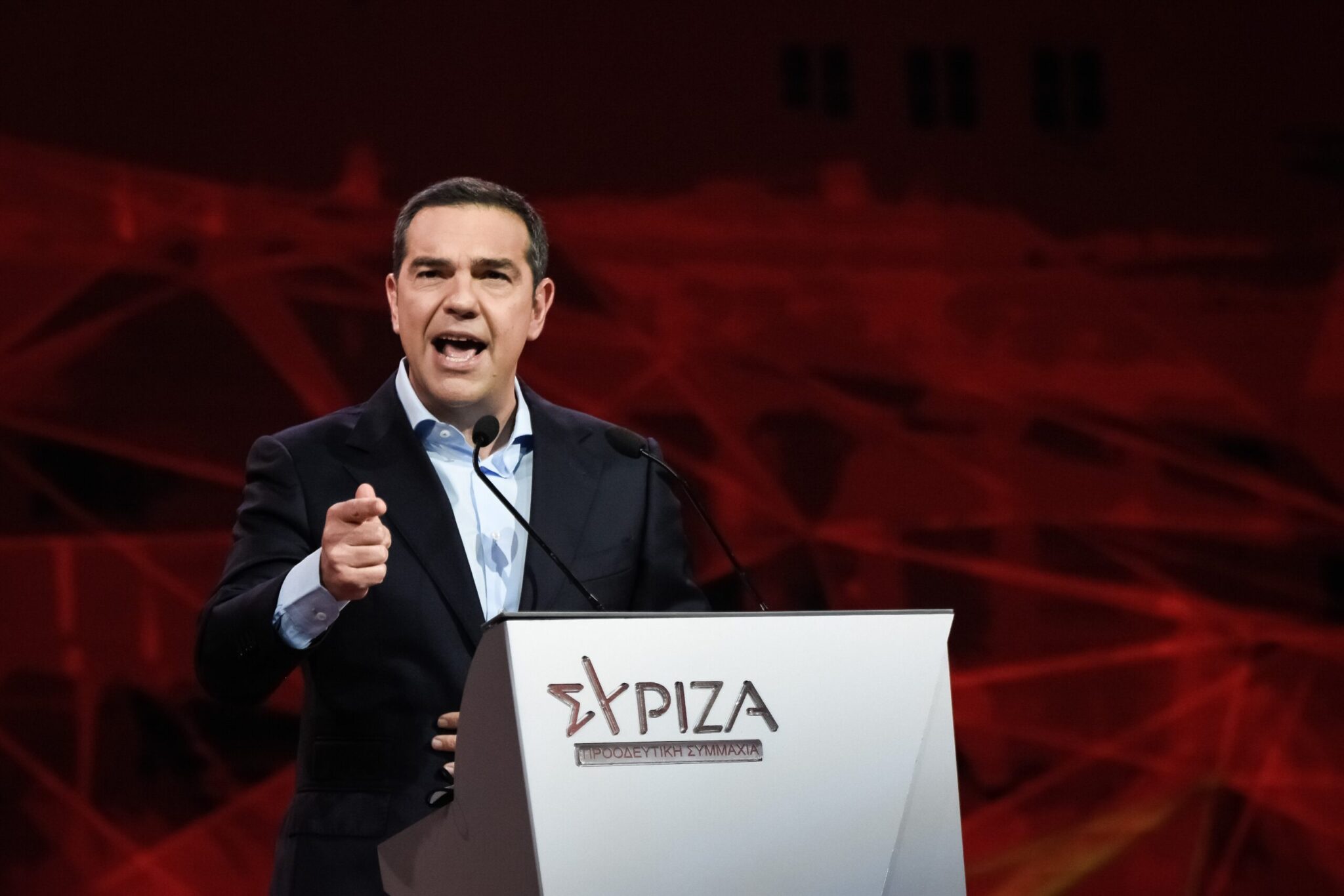 Τσίπρας: Όλοι μπορούν να ψηφίσουν για ΚΕ και πρόεδρο του ΣΥΡΙΖΑ στέλνοντας μήνυμα στην κυβέρνηση