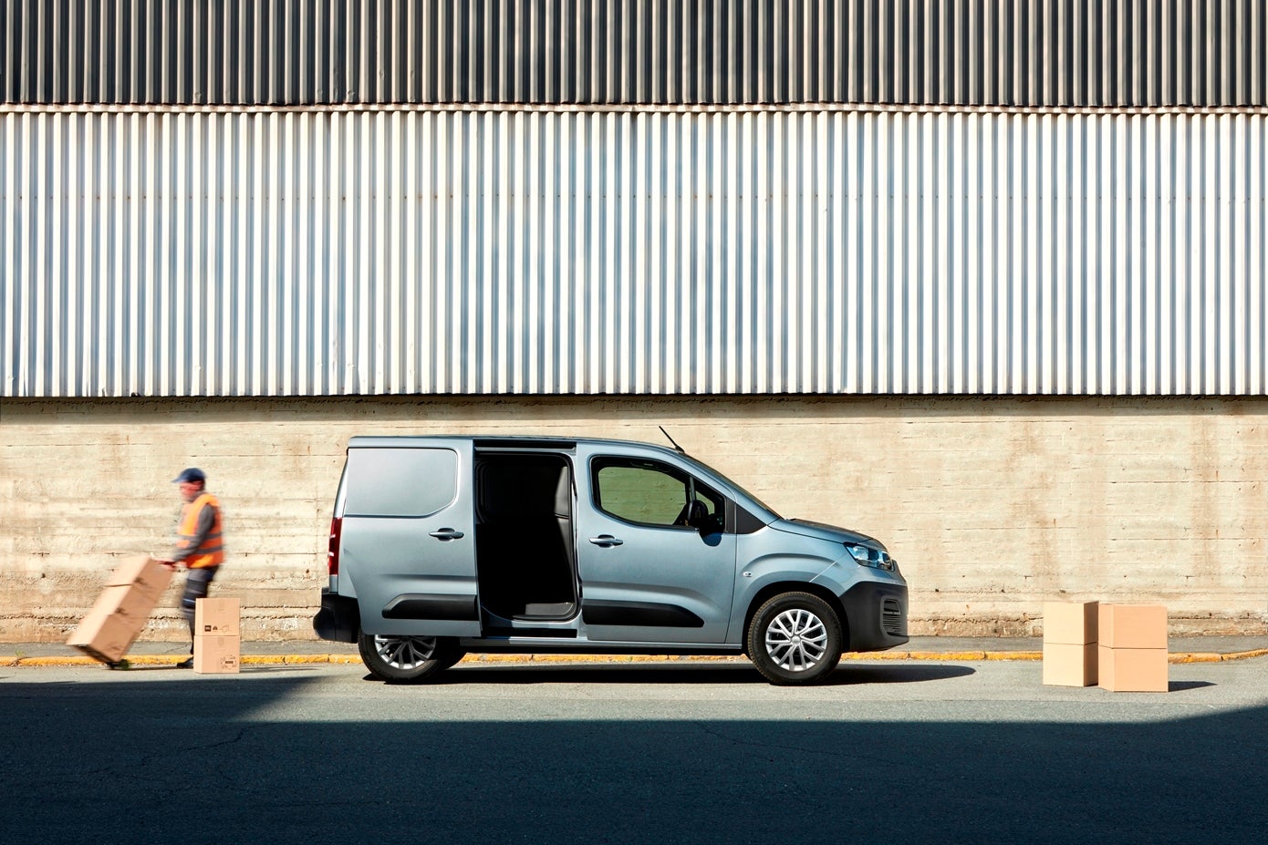 Διαθέσιμα στην Ελλάδα τα νέα Doblo και E-Doblo