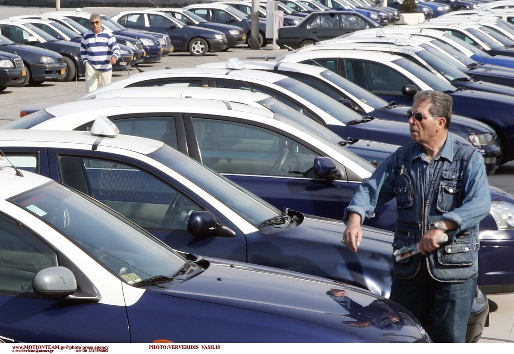 Θεσσαλονίκη: Ο ταξιτζής που είχε εξαφανιστεί με το ταξί το επέστρεψε και χάθηκε ξανά