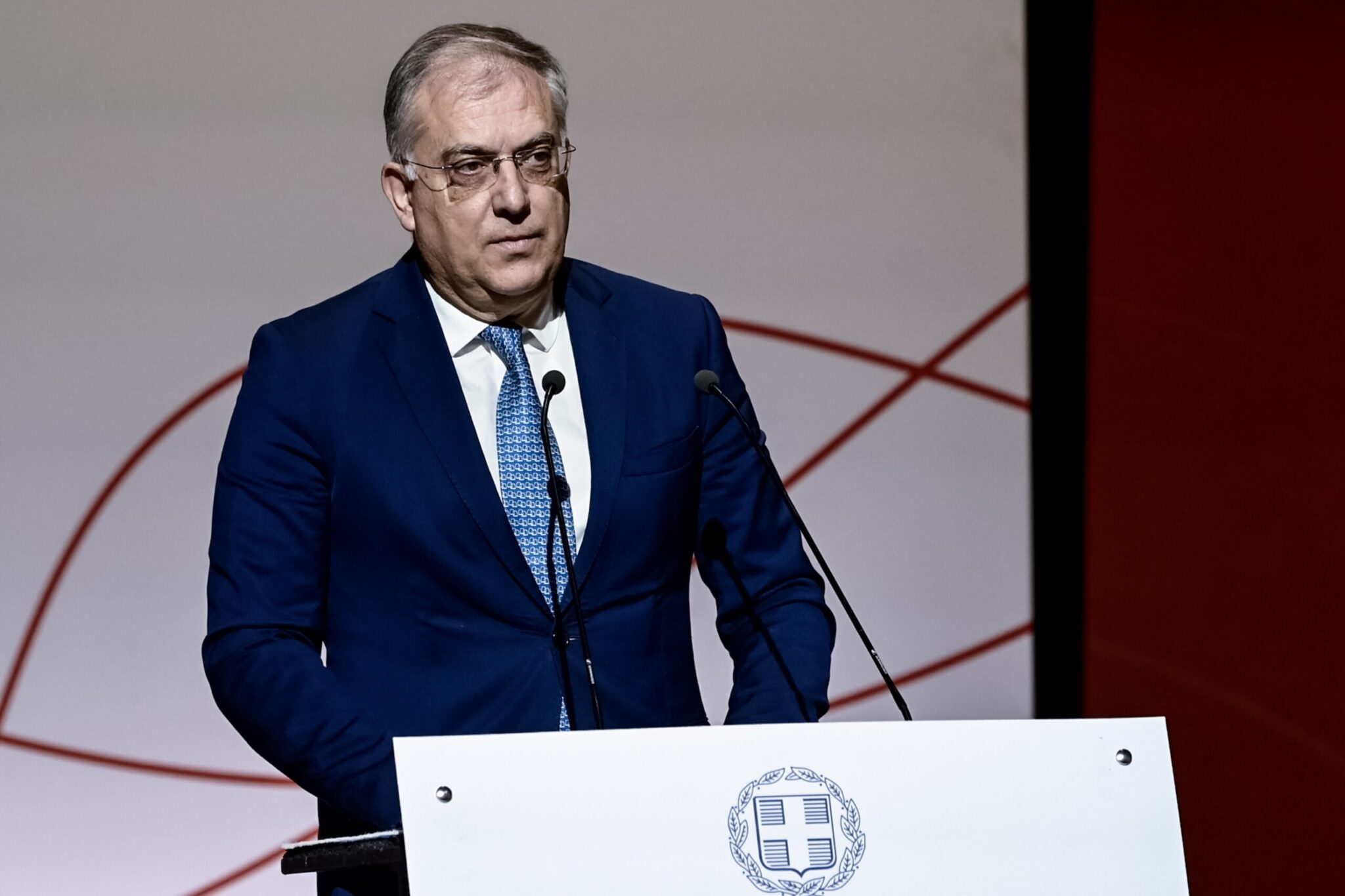 Θεοδωρικάκος: Οι επιχειρήσεις για σύλληψη παραβατικών στους καταυλισμούς θα συνεχιστούν