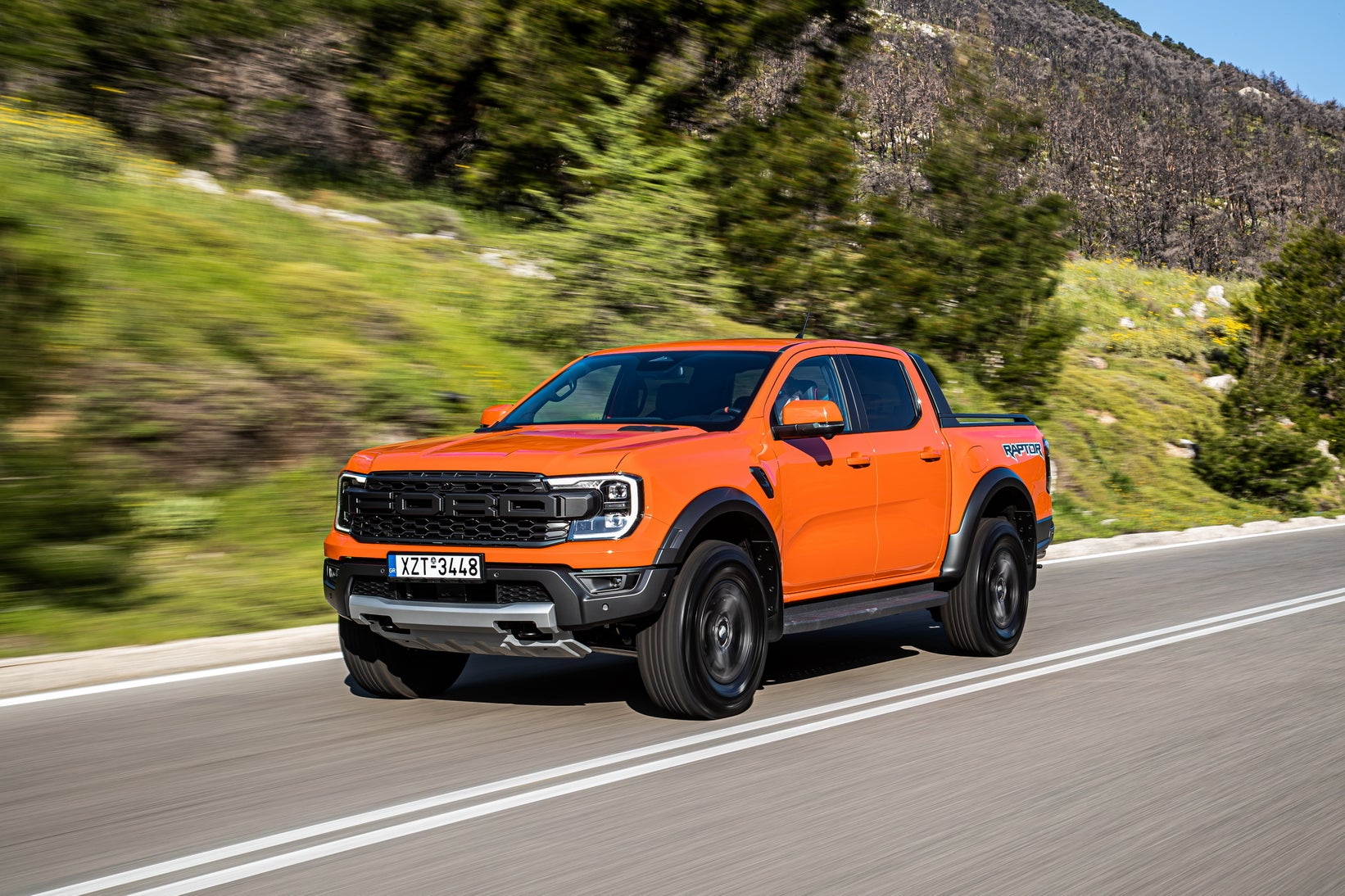 Το νέο Ranger Raptor ανεβάζει το επίπεδο και με 3.0lt κινητήρα βενζίνης