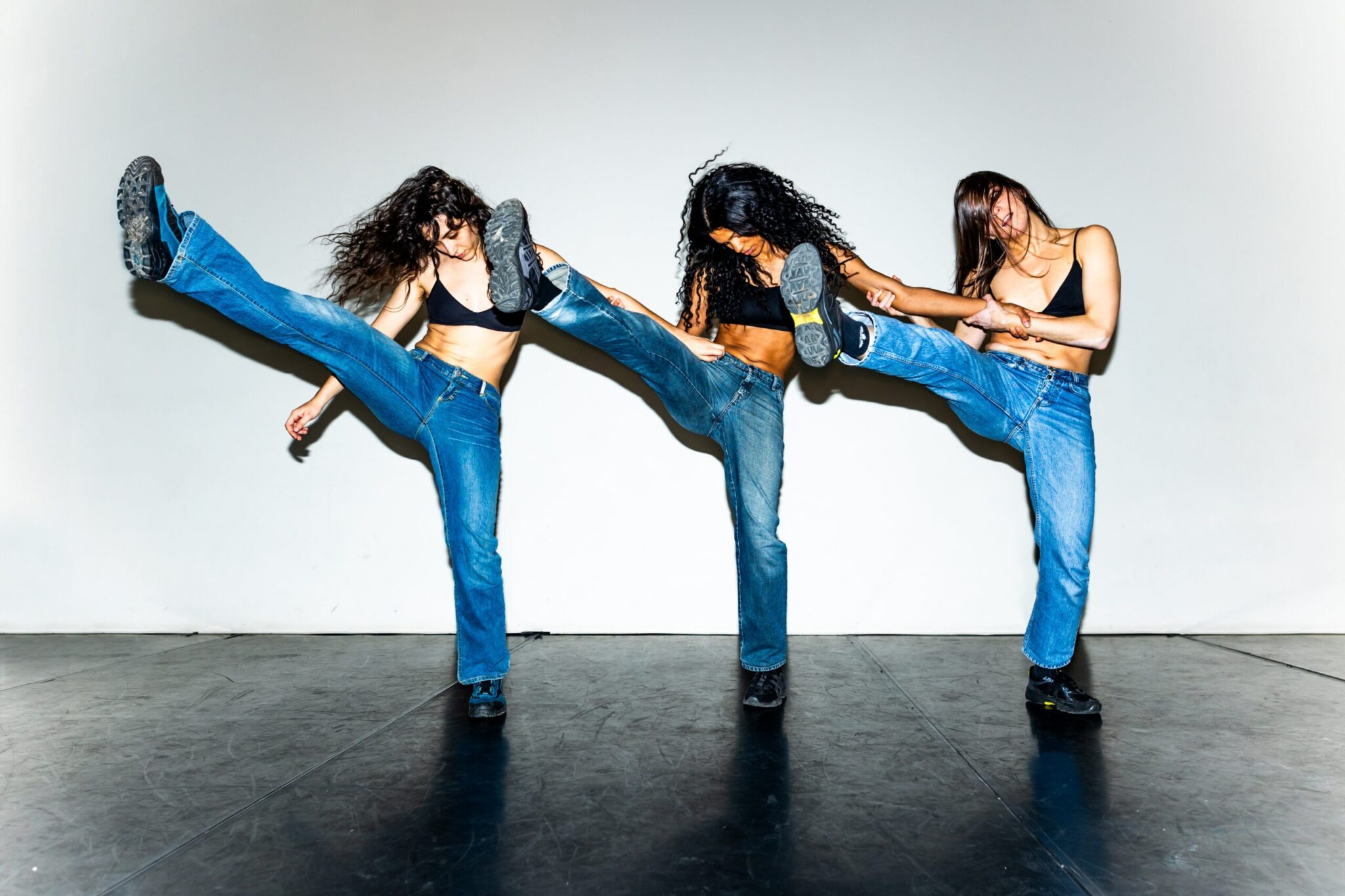 Το ανατρεπτικό φεστιβάλ νέων χορογράφων της Στέγης επιστρέφει και βάζει τη μουσική στο τέρμα