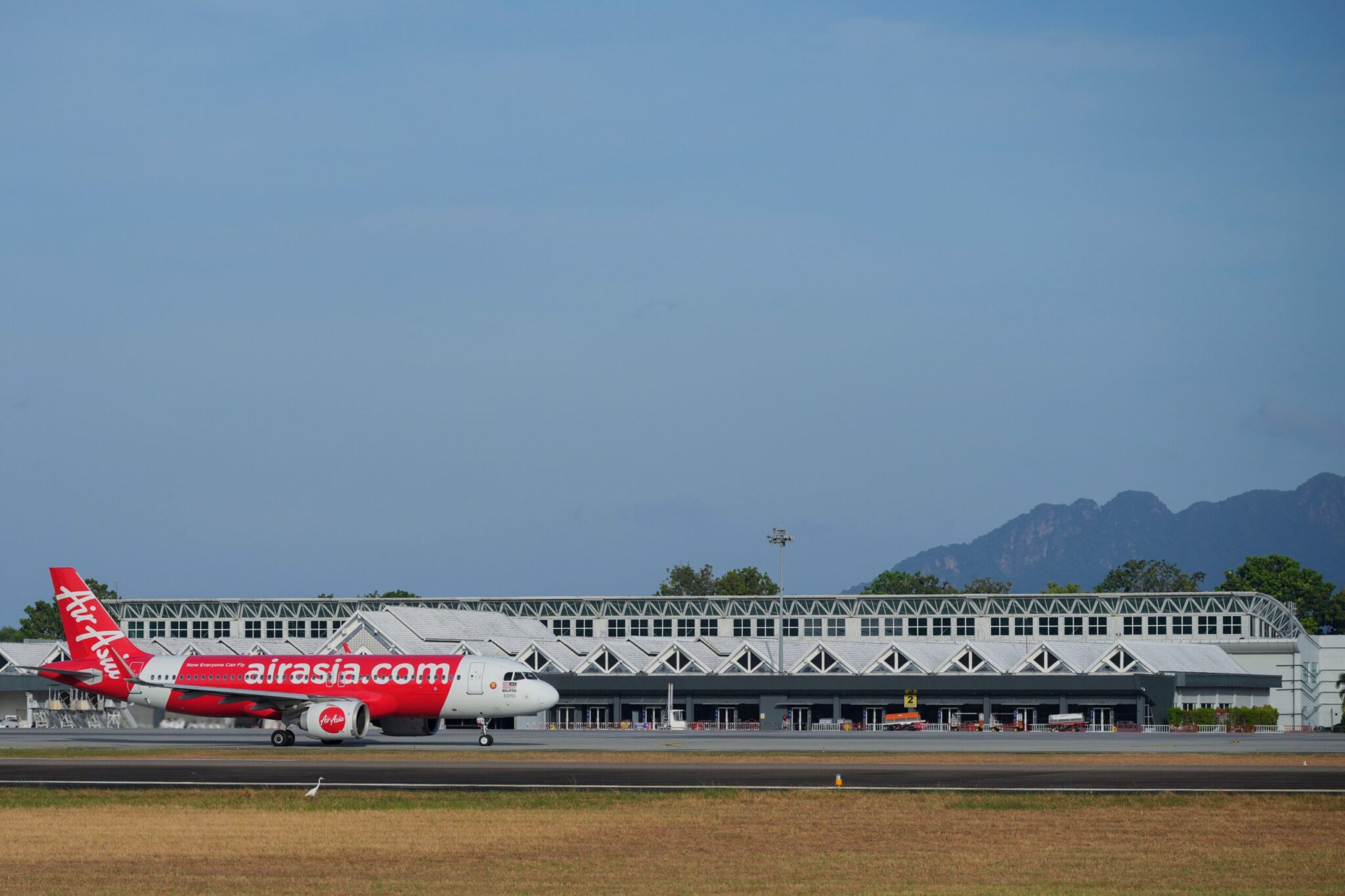 Πανικός σε πτήση της AirAsia: Κόπηκε το ρεύμα κατά την απογείωση