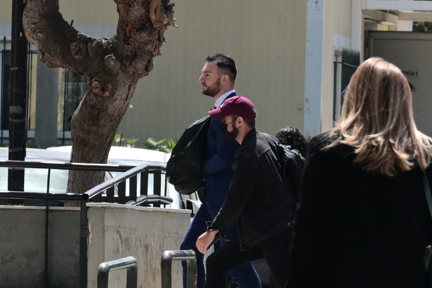 Στην Ανακρίτρια ο Κ. Φλώρος που κατηγορείται ότι γρονθοκόπησε τον Β. Γραμμένο μέσα στη Βουλή
