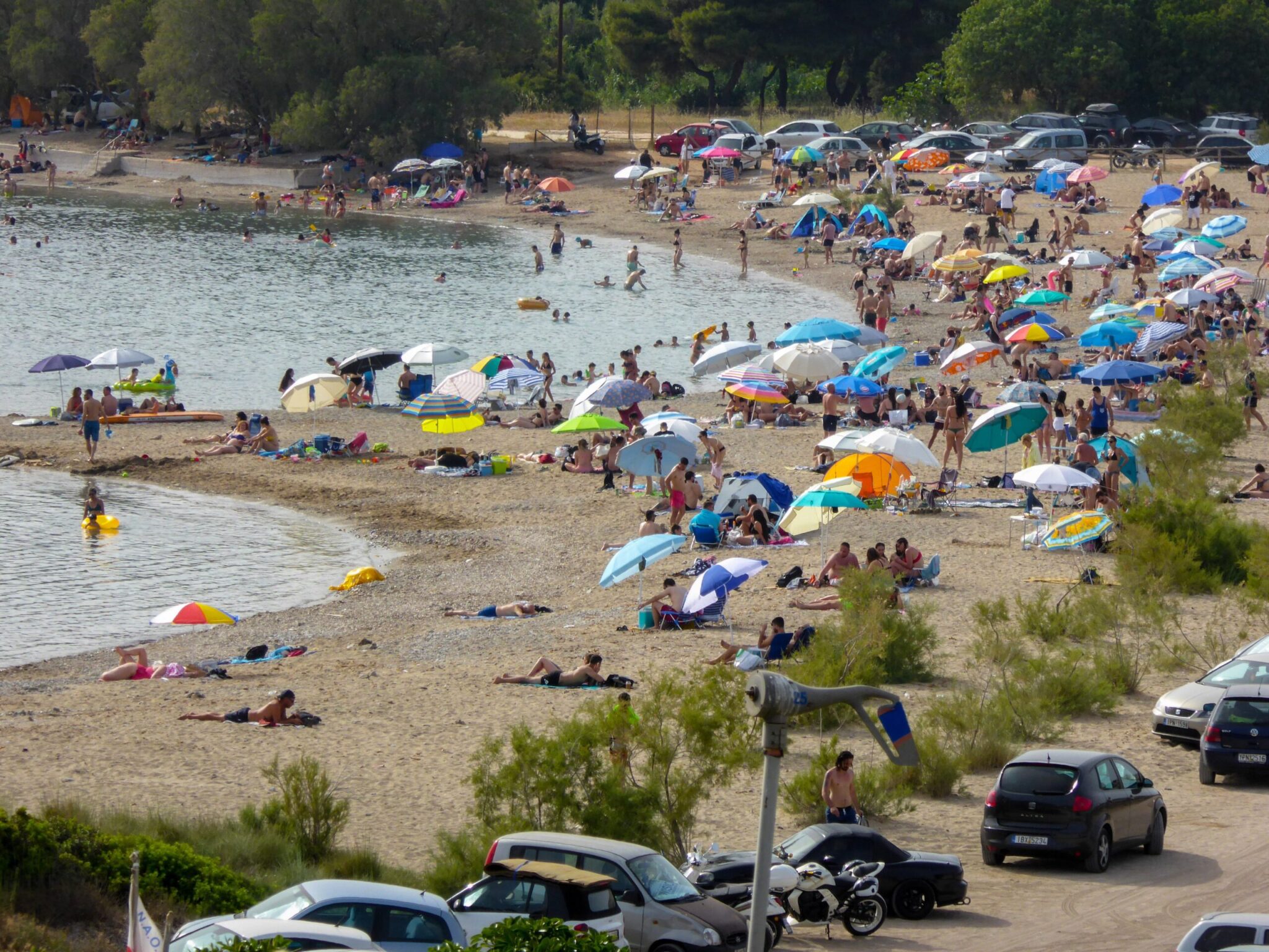 MyCoast: Άνω των 800.000 ευρώ τα πρόστιμα για παραβιάσεις σε 150 παραλίες
