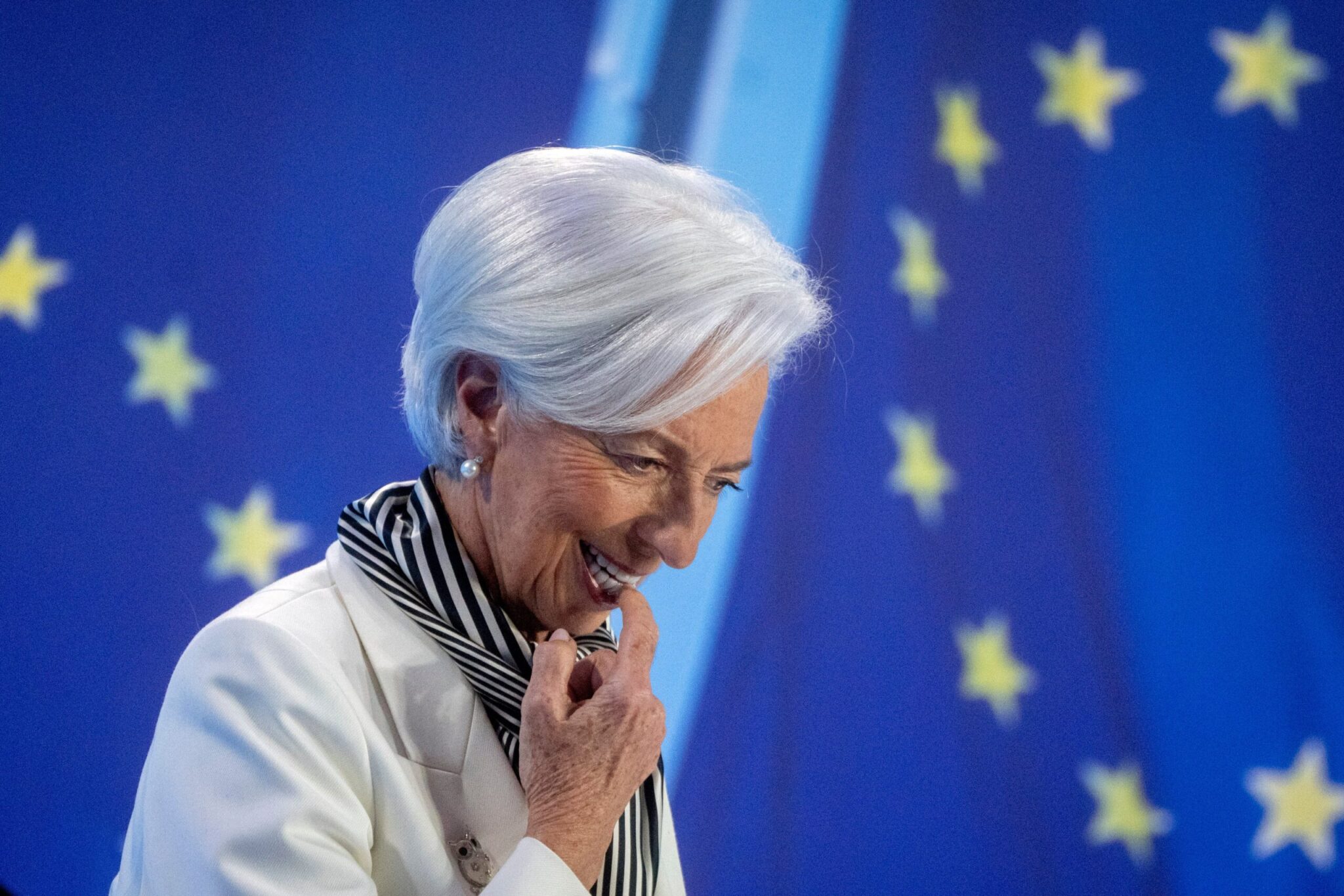 ΕΚΤ: Μείωσε τα επιτόκια κατά 0,25% για πρώτη φορά μετά το 2019 – Τι θα ακολουθήσει