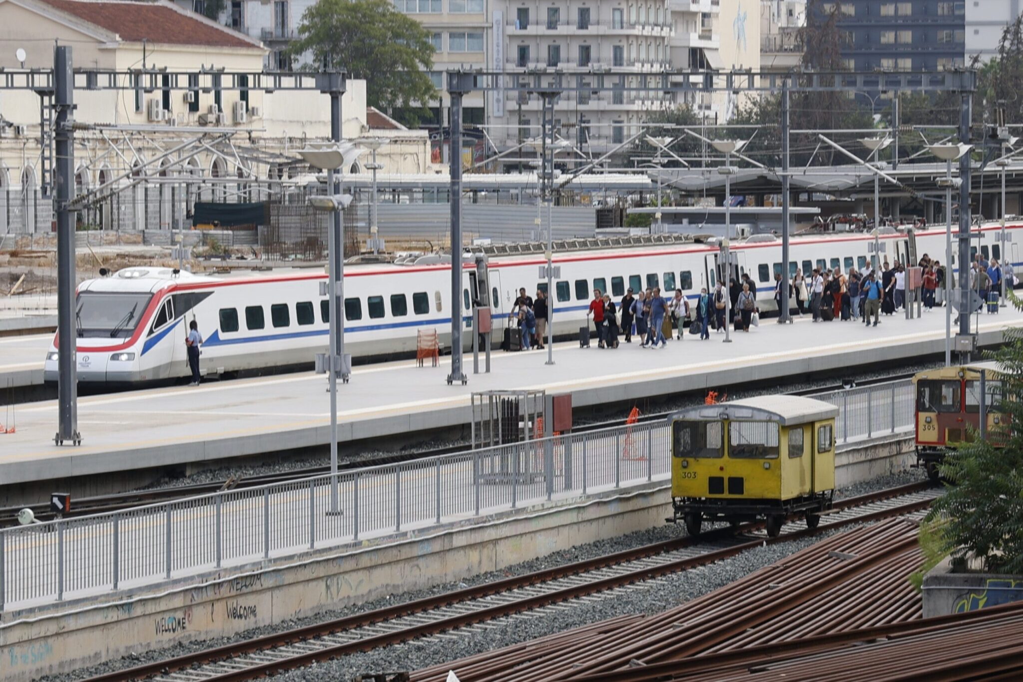Εκτροχιάστηκε βαγόνι συντήρησης κοντά στο Σιδηροδρομικό Κέντρο Αχαρνών (Βίντεο)