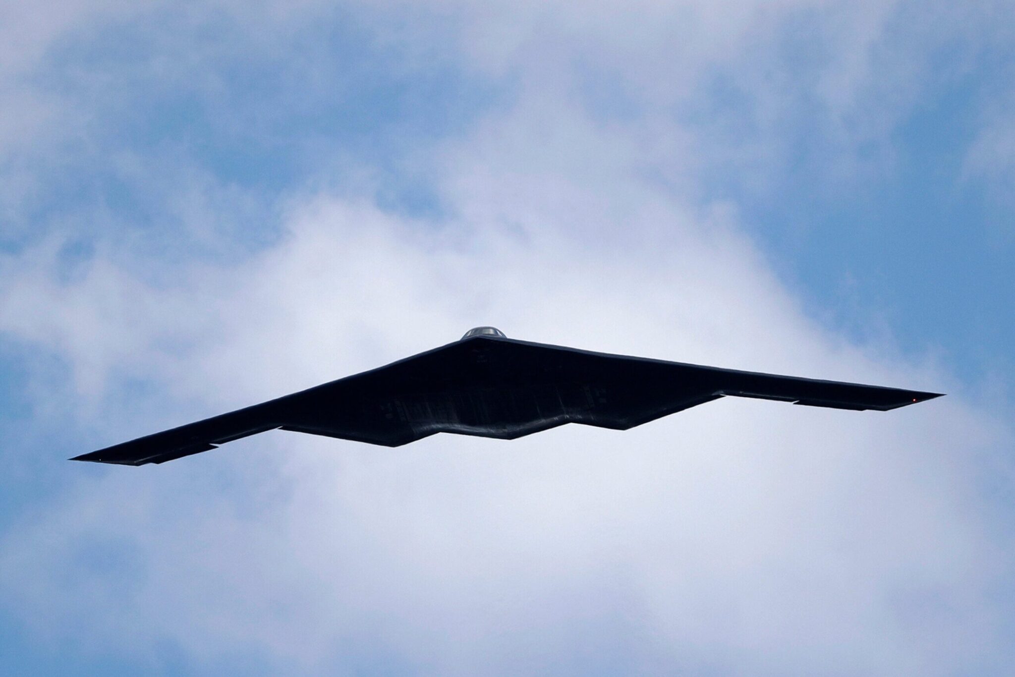 Οι ΗΠΑ συγκεντρώνουν stealth βομβαρδιστικά B-2 σε βάση του Ινδικού εν μέσω εντάσεων με το Ιράν
