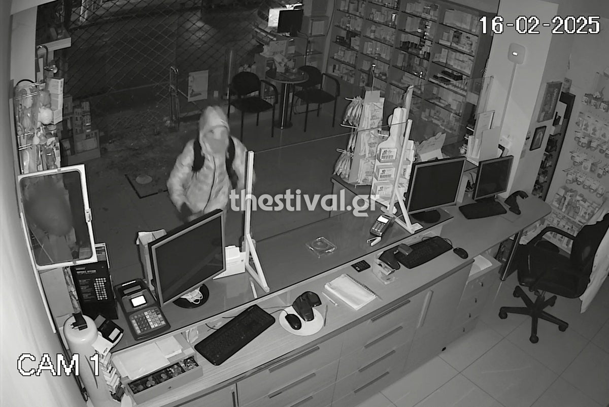 Θεσσαλονίκη: Νέο βίντεο ντοκουμέντο με τον «αίλουρο» διαρρήκτη – Ξάφρισε 22 φαρμακεία