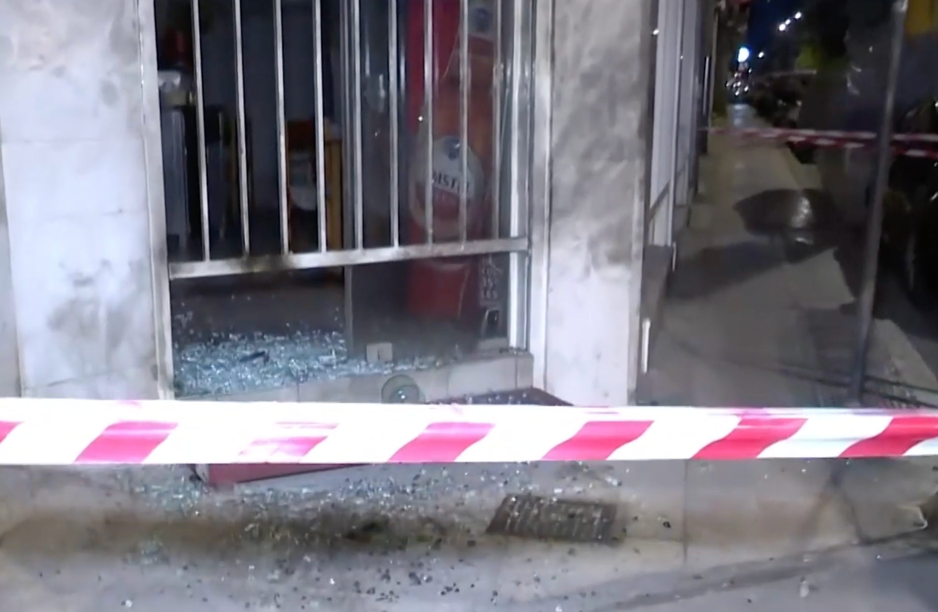 Κάτω Πατήσια: Εμπρηστικός μηχανισμός σε ψητοπωλείο τα ξημερώματα – Αναστατώθηκαν οι κάτοικοι