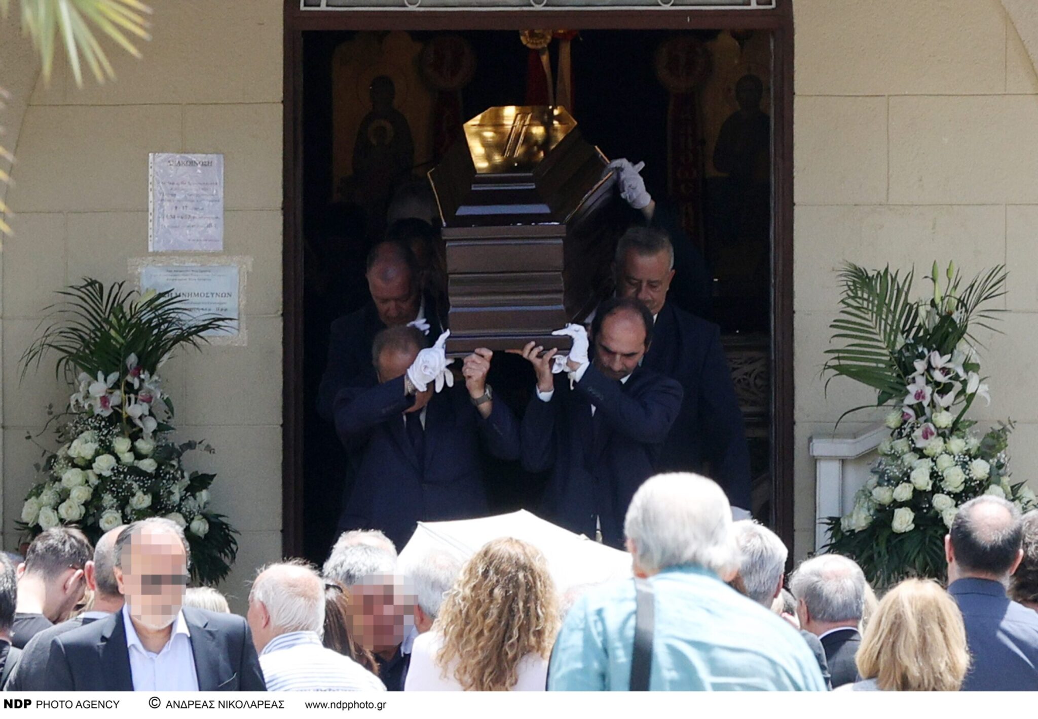 Αχιλλέας Θεοφίλου: Συγκίνηση στο τελευταίο αντίο του σπουδαίου μουσικού παραγωγού