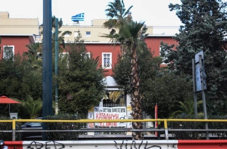 Μηδέν καταλήψεις και σχεδόν 500 συλλήψεις – Αύριο η συνάντηση Μητσοτάκη – πρυτάνεων