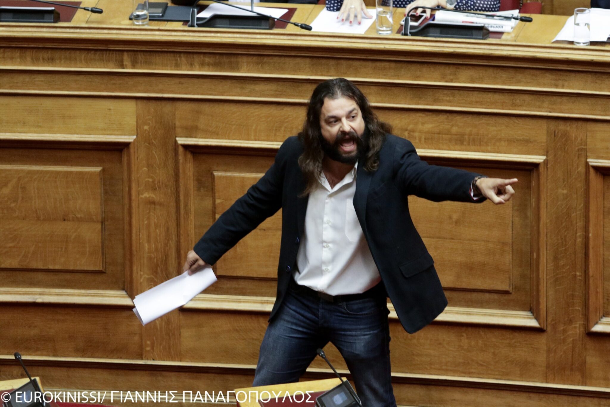 Μπαρμπαρούσης για το «Τα κεφάλια σας στις Πρέσπες» – Ένοχος αλλά ατιμώρητος για εσχάτη προδοσία