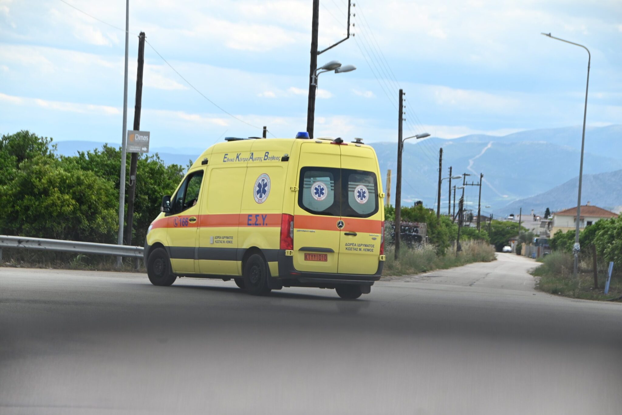 Ηράκλειο: Οδηγός έριξε το ΙΧ σε χωράφι και εγκατέλειψε εγκλωβισμένους τους φίλους του