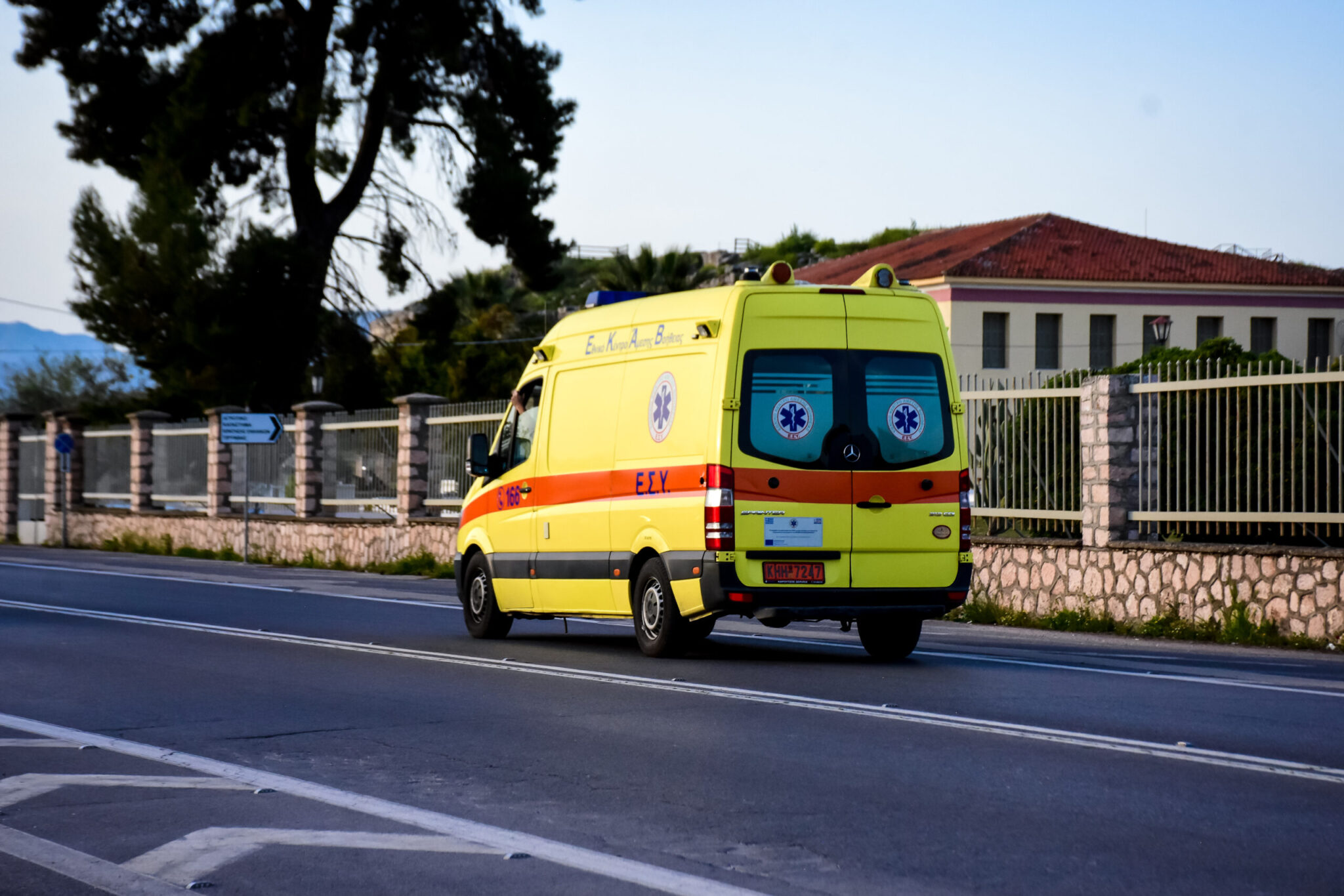 Κρήτη: 56χρονος χτύπησε και μαχαίρωσε στο στήθος την σύντροφό του – Χειρουργήθηκε και νοσηλεύεται εκτός κινδύνου