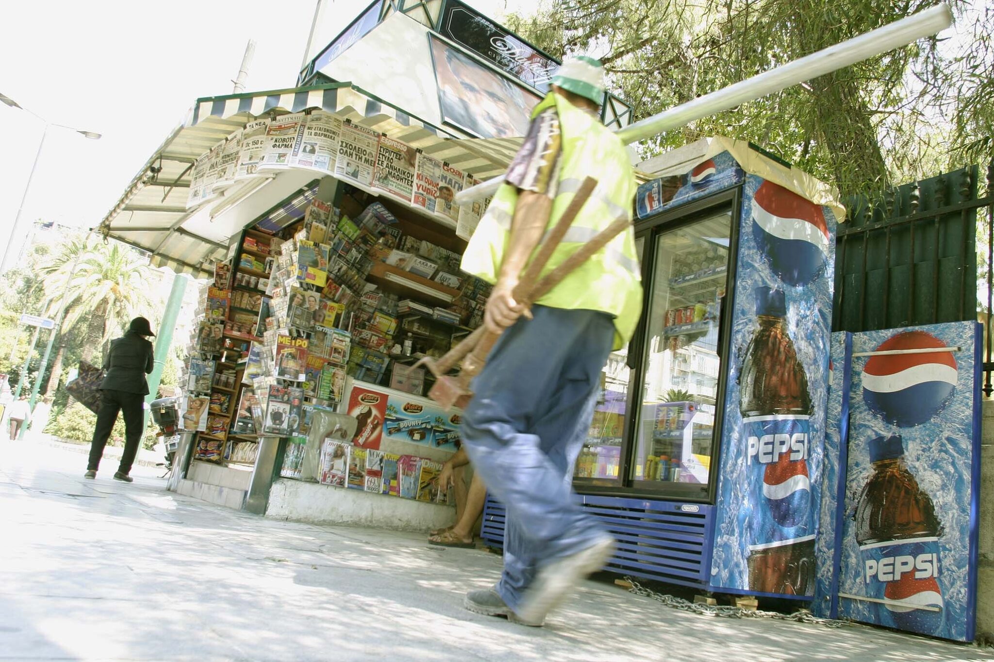 Νότια Προάστια: Ενοπλες ληστείες περιπτέρων από 16χρονους