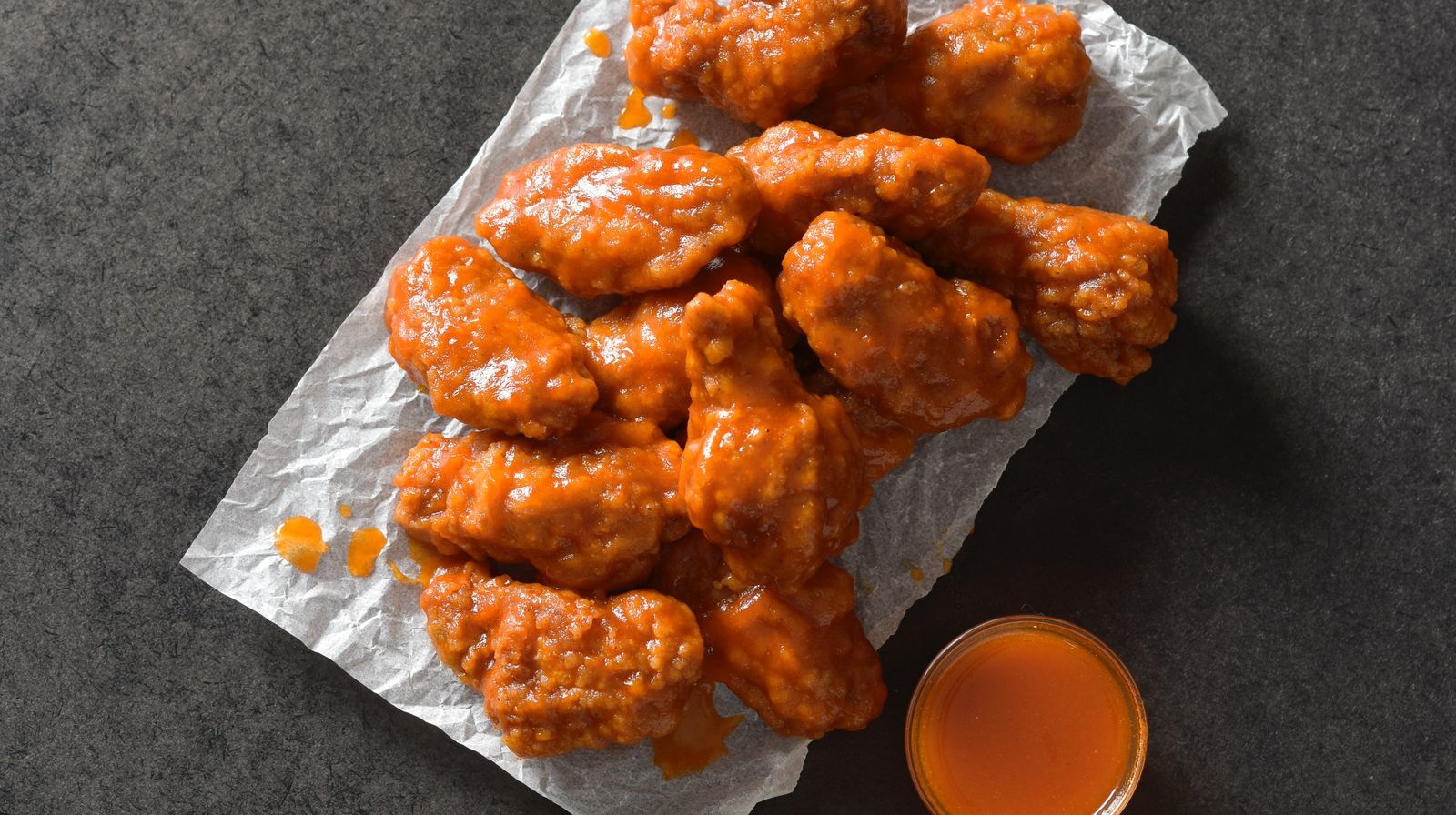 WingStreet: Το νέο κόλλημα της Pizza Hut είναι τραγανές, ζουμερές φτερούγες κοτόπουλο με λαχταριστές sauces