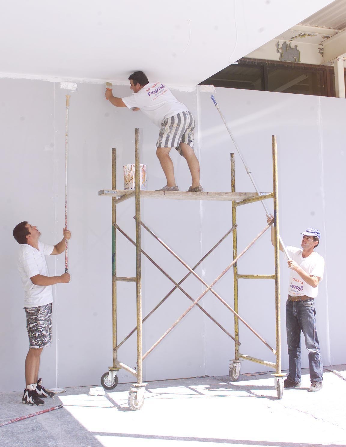 «Πυρετός» ανακαινίσεων σε όλη την Αττική: Από 350 έως 800 ευρώ το τετραγωνικό – Φτιάχνουν τα παλιά για να τα νοικιάσουν