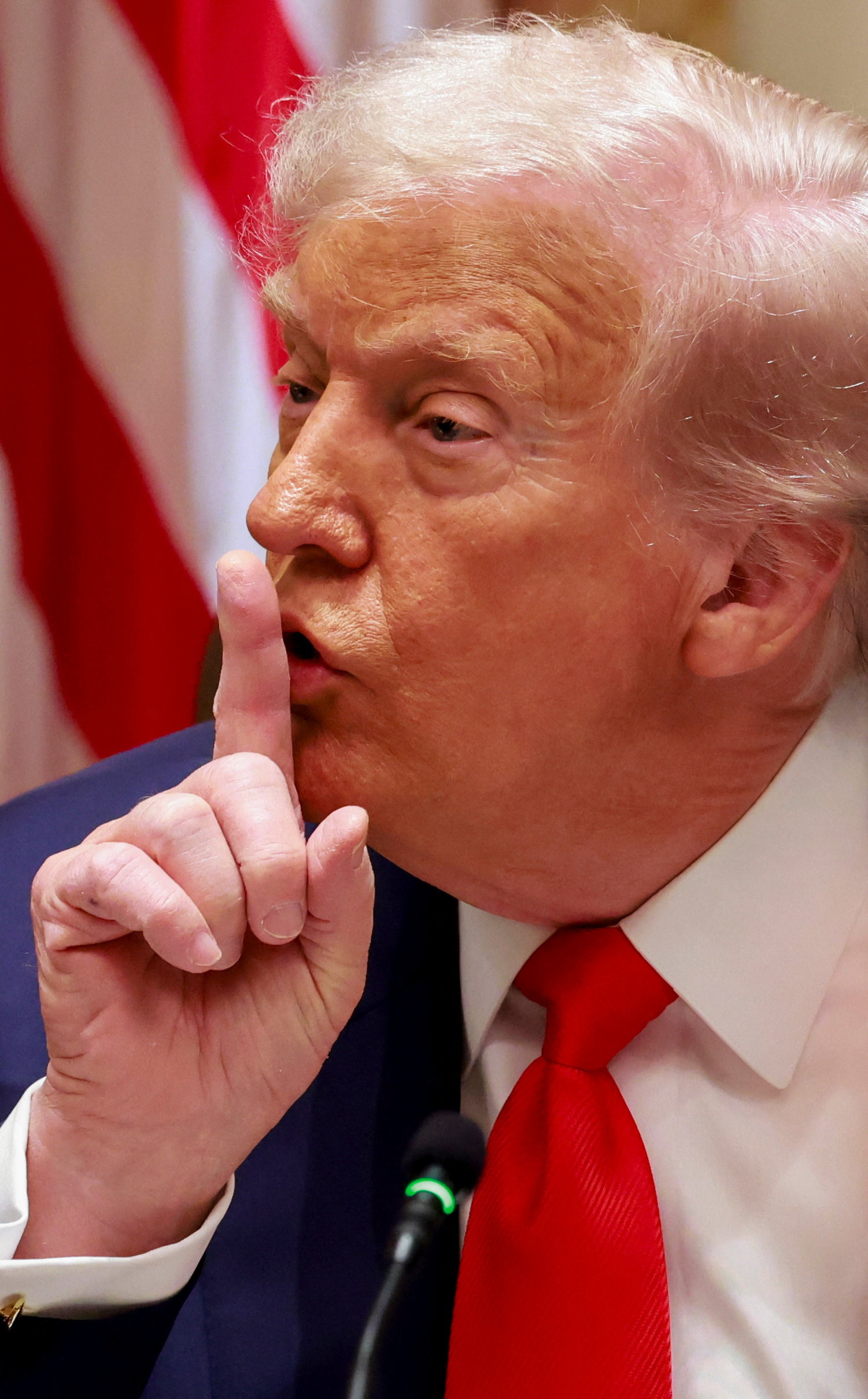 CNN: Το «η Αμερική Πρώτα» γίνεται «ο Τραμπ Πρώτα» – Ο νέος διεθνής ρόλος του προέδρου και τι θέλει να πετύχει