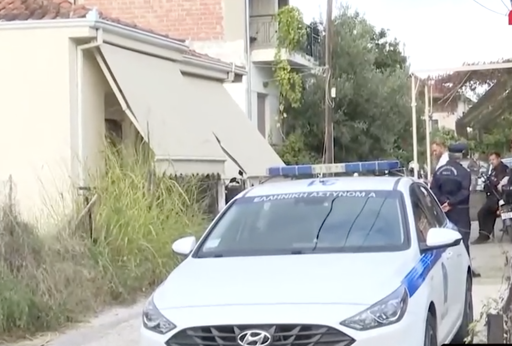 Μητροκτονία στα Τρίκαλα: Άλλαζε συντρόφους, ήταν υπεύθυνη γαι τον χωρισμό με τον πατέρα μου και με παραμελούσε, λέει ο 18χρονος δράστης- Σήμερα η απολογία του (βίντεο)