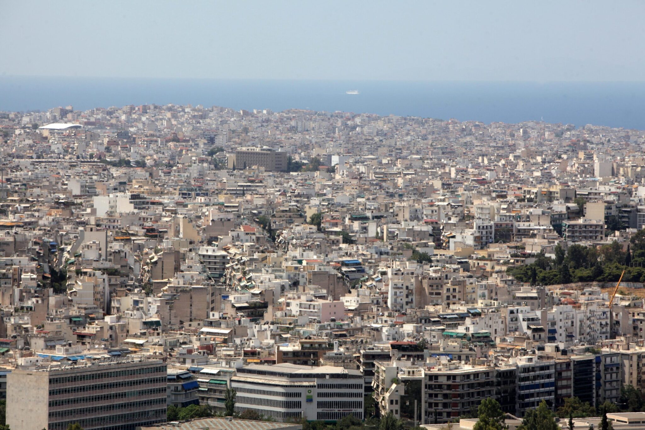 Μειώσεις φόρων 1,5 δισ. ευρώ για 4 εκατομμύρια πολίτες το 2026 – Τι αλλάζει άμεσα και για ποιους