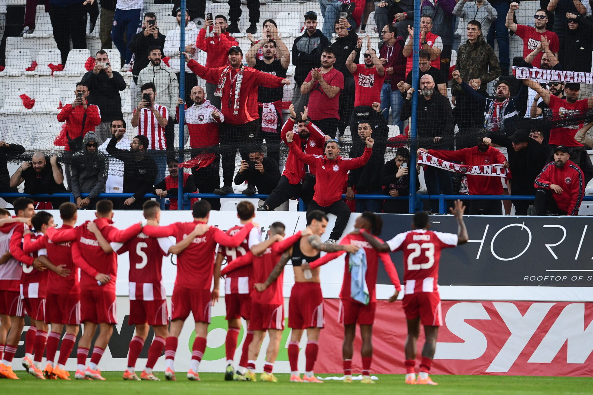 Ο Ολυμπιακός πάτησε κορυφή με πειστική εμφάνιση 1-3 επί της Κηφισιάς