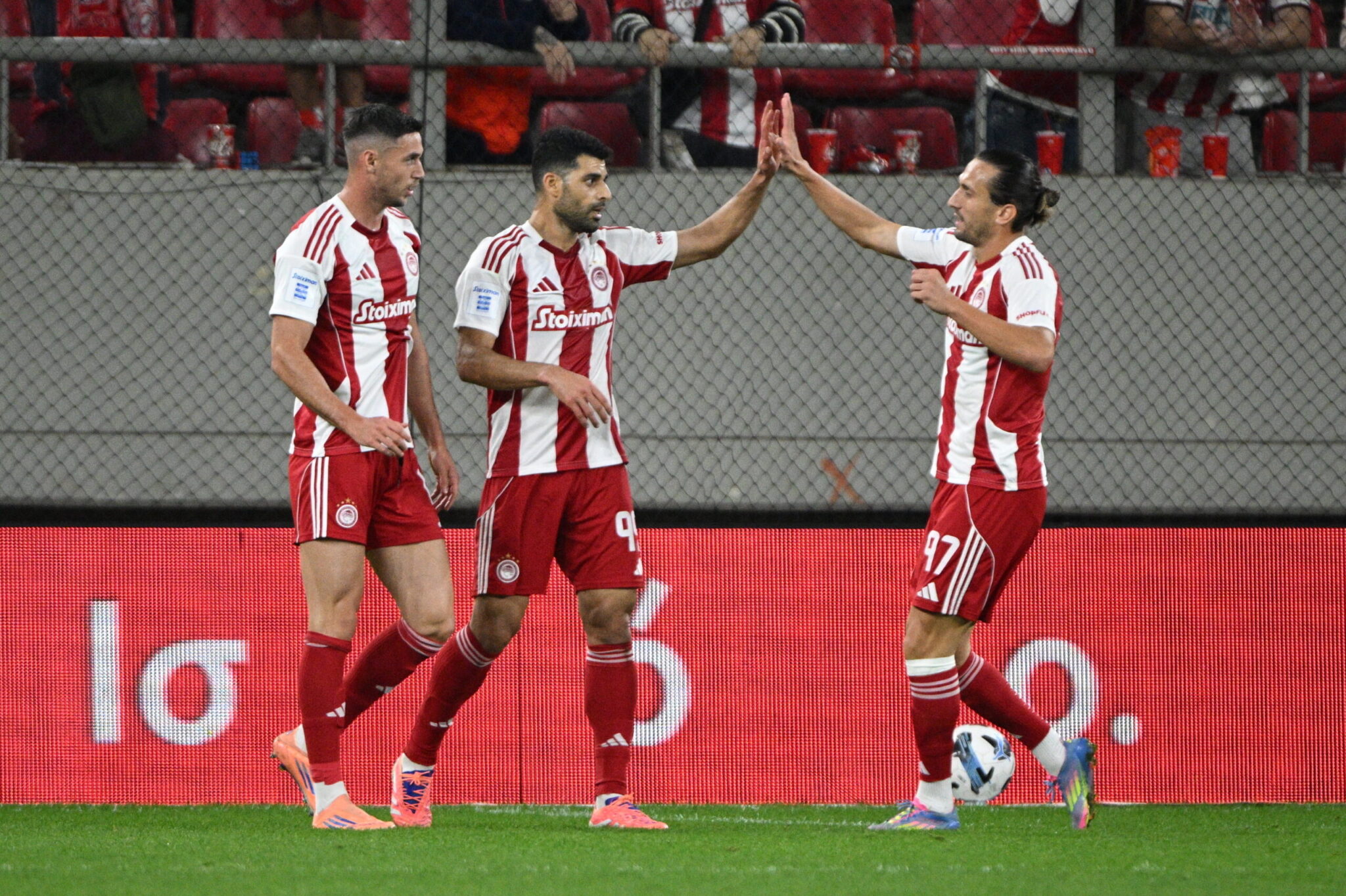 Ο Ολυμπιακός μπορούσε και περισσότερα στο 3-0 με τον αξιόμαχο Ατρόμητο που έπαιξε ανοιχτό ποδόσφαιρο με ευκαιρίες